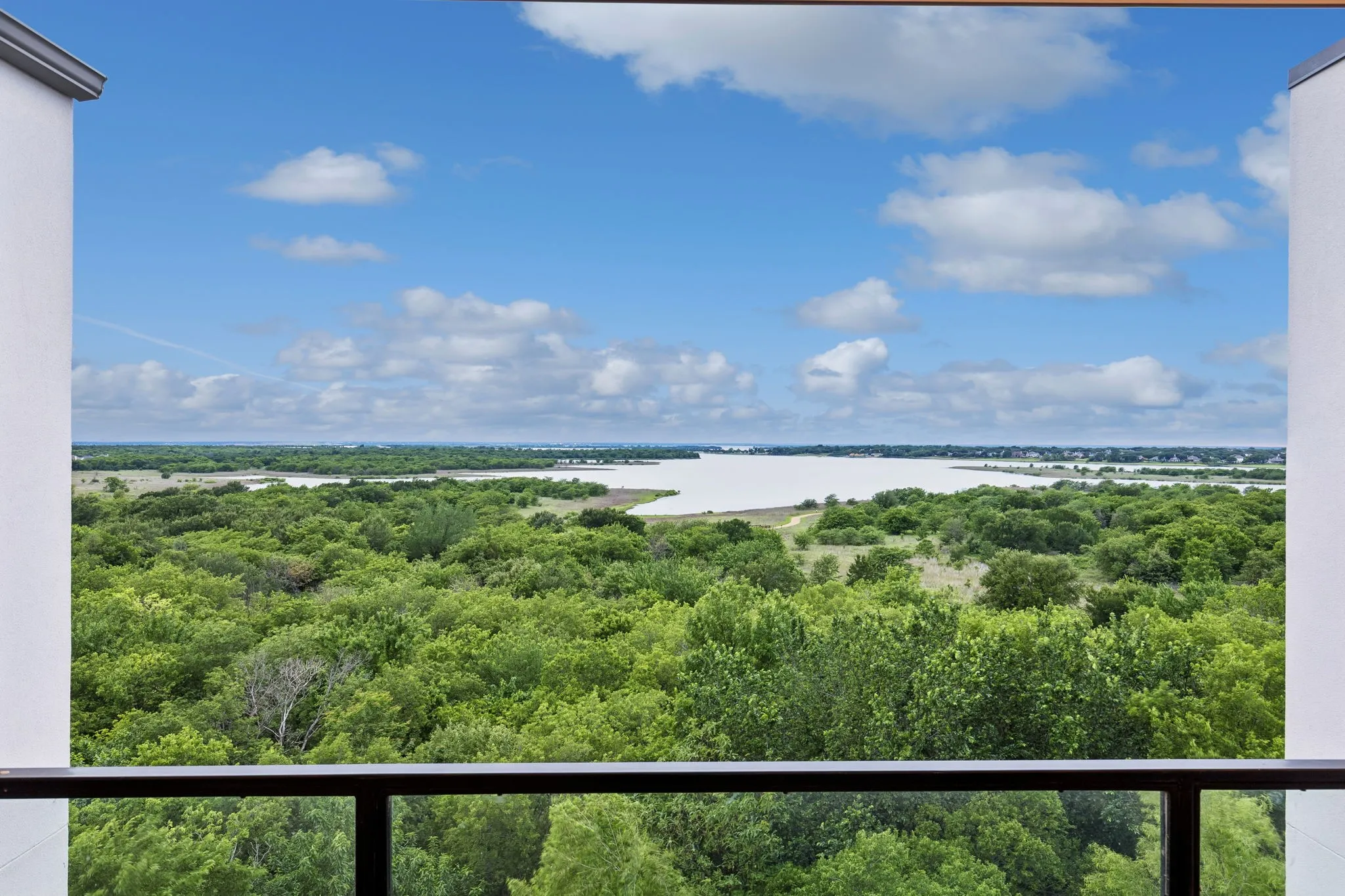Townhouse For Sale in Denton County , 4965 Blaynes View, The Colony, Texas 75056, 3 Bedroom, 5 Bathroom, 2 Garage spaces, 2,821 Sqft, built in 2020, mls#21255617, Real Estate Agent in The Colony, Homes For Sale in Denton county, Homes For Sale in The Colony, Realtor in The Colony Texas, Real Estate Brokerage Independent Realty Texas, Luminita Cordes Realtor