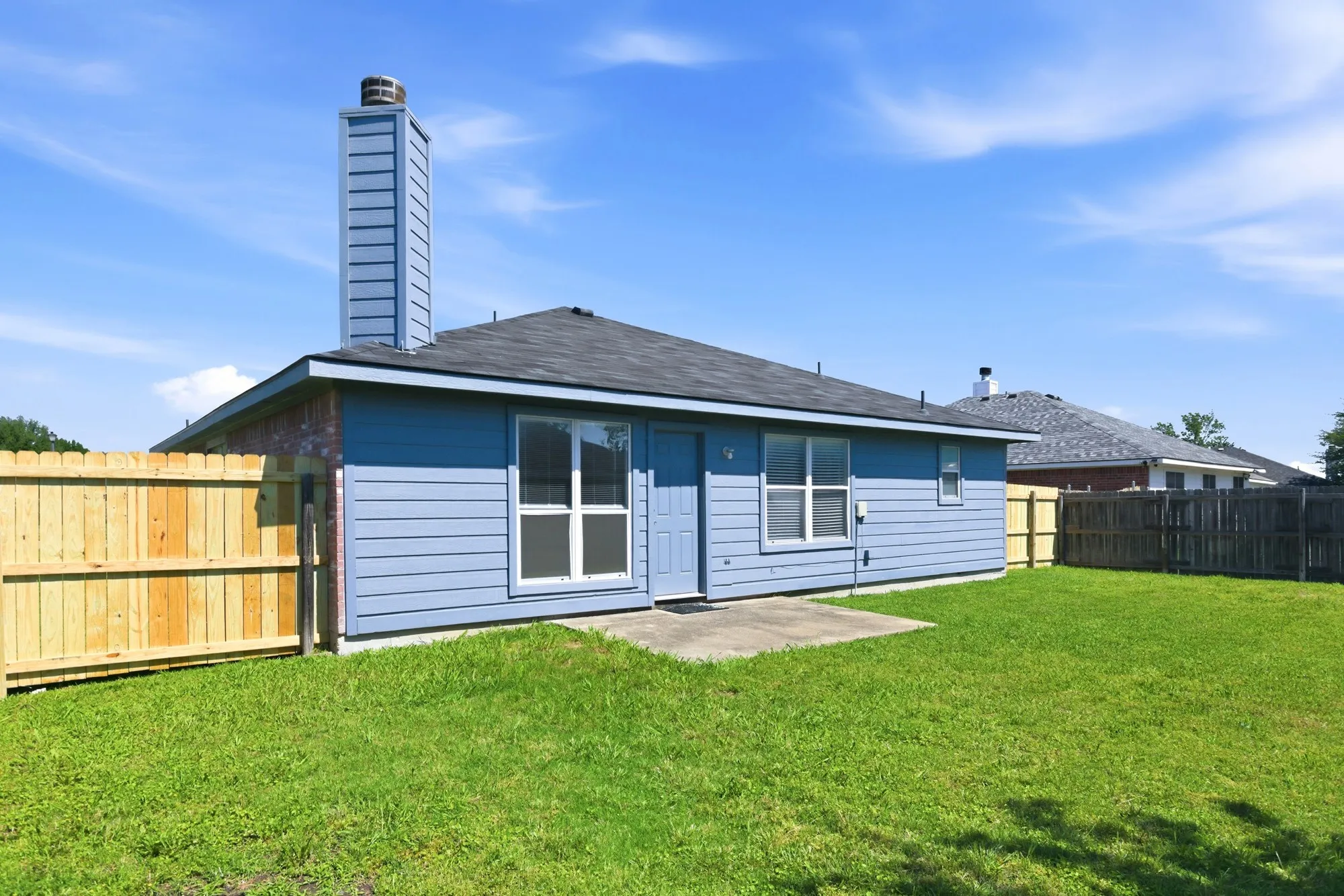 Single Family Residence For Sale in Kaufman County , 311 S Chestnut Street, Forney, Texas 75126, 3 Bedroom, 2 Bathroom, 2 Garage spaces, 1,392 Sqft, built in 2002, Preowned, mls#21260881, Real Estate Agent in Forney, Homes For Sale in Kaufman county, Homes For Sale in Forney, Realtor in Forney Texas, Real Estate Brokerage Independent Realty Texas, Luminita Cordes Realtor