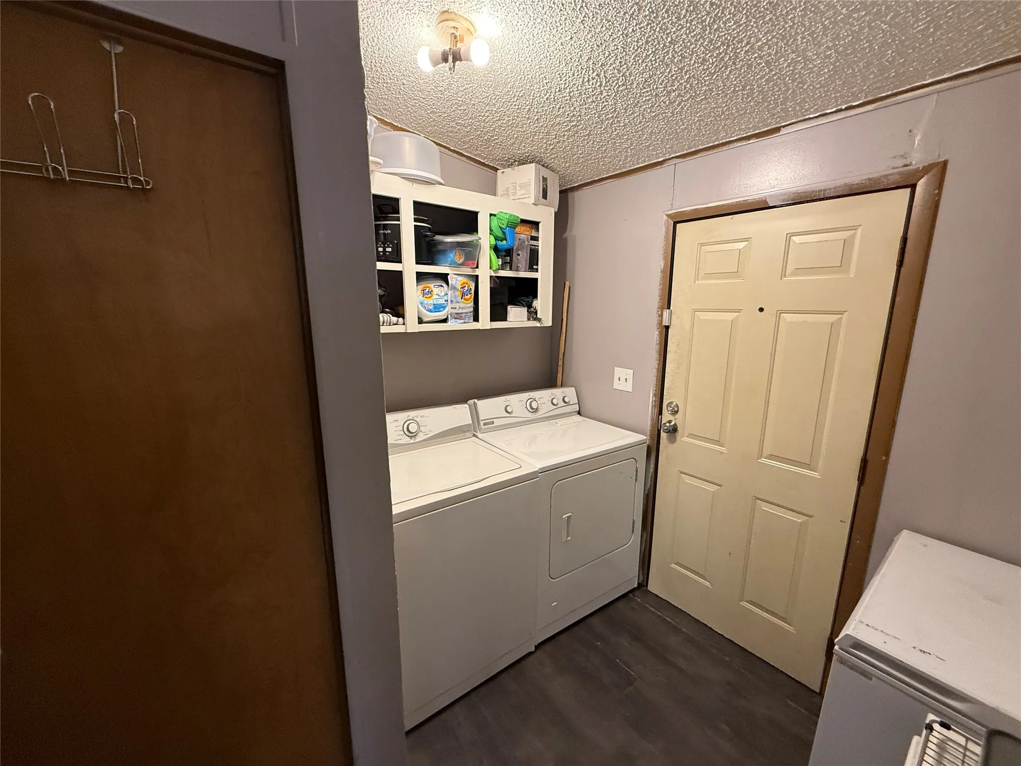 Manufactured Home For Sale in Henderson County , 148 Indian Gap Drive, Mabank, Texas 75156, 3 Bedroom, 2 Bathroom, 2 Garage spaces, 1,540 Sqft, built in 1987, Preowned, mls#21261451, Real Estate Agent in Mabank, Homes For Sale in Henderson county, Homes For Sale in Mabank, Realtor in Mabank Texas, Real Estate Brokerage Independent Realty Texas, Luminita Cordes Realtor