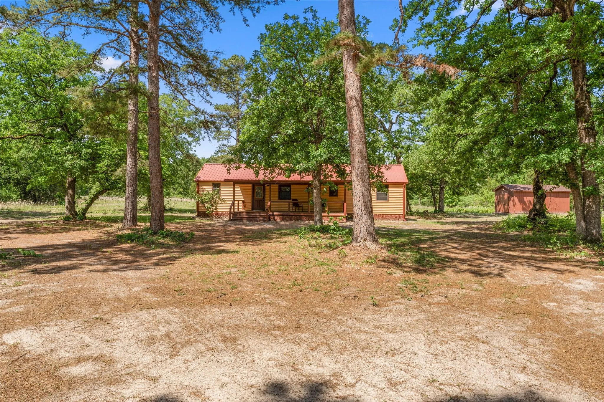 Single Family Residence For Sale in Wood County , 3983 E. Hwy 154, Quitman, Texas 75783, 2 Bedroom, 2 Bathroom, Garage spaces, 990 Sqft, built in 2012, mls#21242706, Real Estate Agent in Quitman, Homes For Sale in Wood county, Homes For Sale in Quitman, Realtor in Quitman Texas, Real Estate Brokerage Independent Realty Texas, Luminita Cordes Realtor