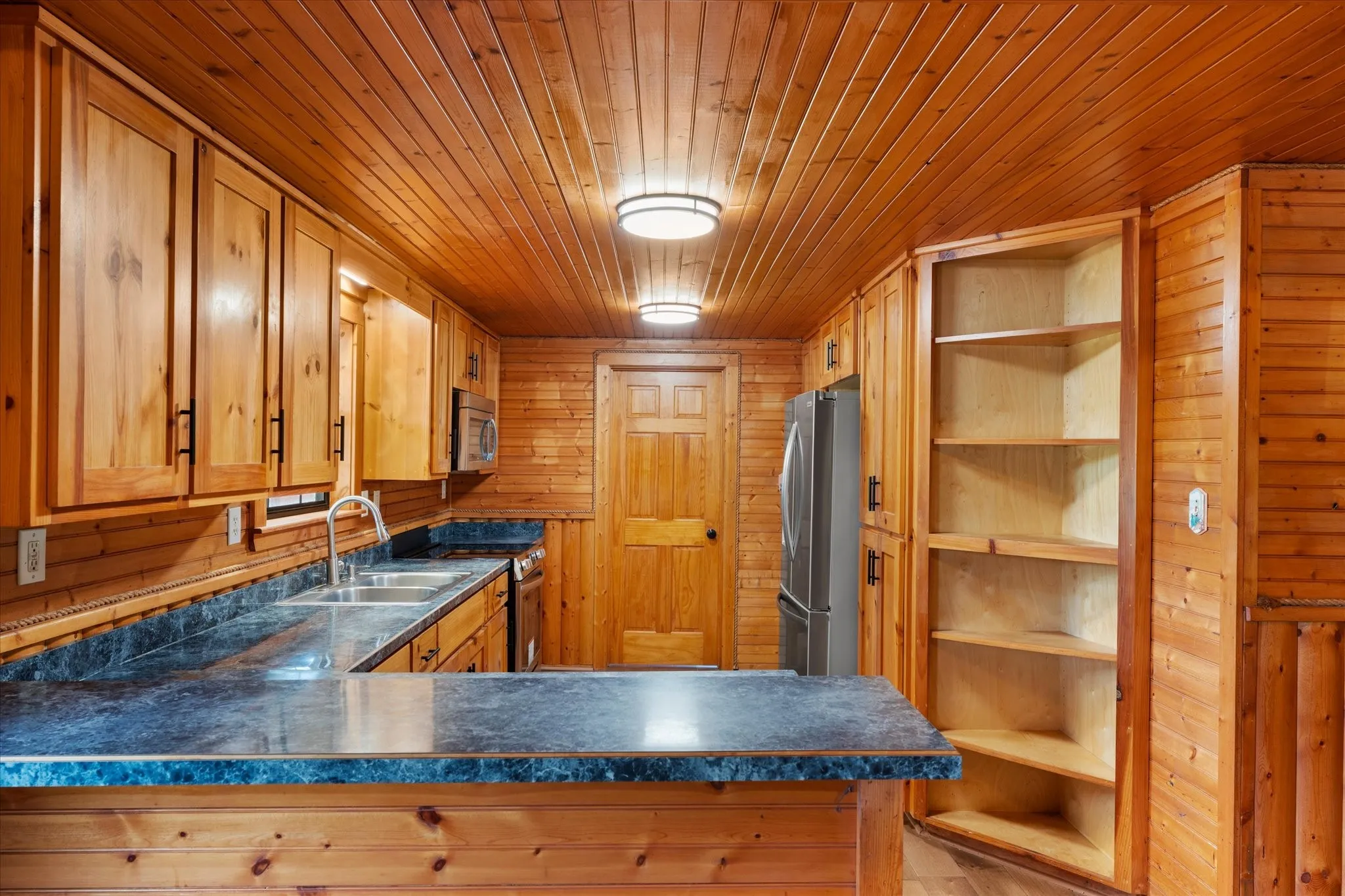 Single Family Residence For Sale in Wood County , 3983 E. Hwy 154, Quitman, Texas 75783, 2 Bedroom, 2 Bathroom, Garage spaces, 990 Sqft, built in 2012, mls#21242706, Real Estate Agent in Quitman, Homes For Sale in Wood county, Homes For Sale in Quitman, Realtor in Quitman Texas, Real Estate Brokerage Independent Realty Texas, Luminita Cordes Realtor