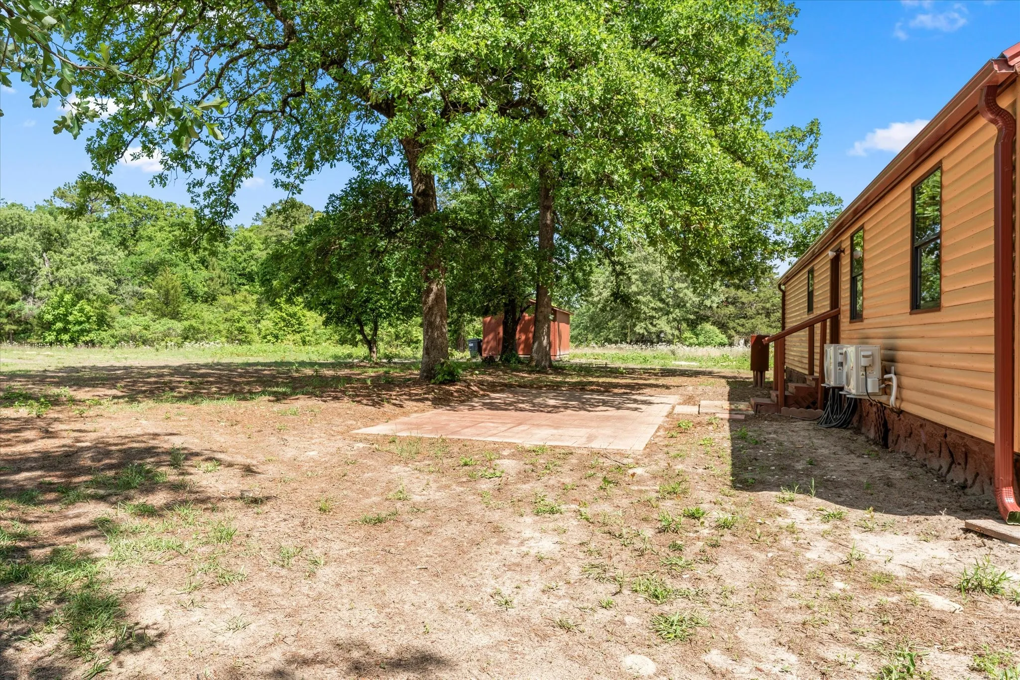 Single Family Residence For Sale in Wood County , 3983 E. Hwy 154, Quitman, Texas 75783, 2 Bedroom, 2 Bathroom, Garage spaces, 990 Sqft, built in 2012, mls#21242706, Real Estate Agent in Quitman, Homes For Sale in Wood county, Homes For Sale in Quitman, Realtor in Quitman Texas, Real Estate Brokerage Independent Realty Texas, Luminita Cordes Realtor