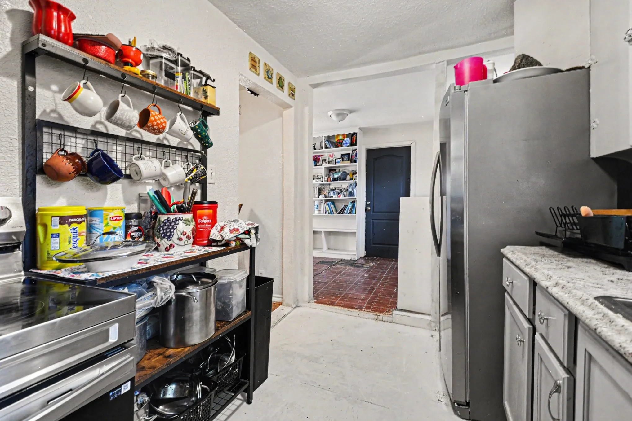 Single Family Residence For Sale in Dallas County , 1001 Hillburn Drive, Dallas, Texas 75217, 4 Bedrooms, 2 Bathrooms, Garage spaces, 1,893 Sqft, built in 1947, Price $225,000, mls#21261453, Real Estate Agent in Dallas, Homes For Sale in Dallas county, Homes For Sale in Dallas, Realtor in Dallas Texas, Real Estate Brokerage Independent Realty Texas, Luminita Cordes Realtor