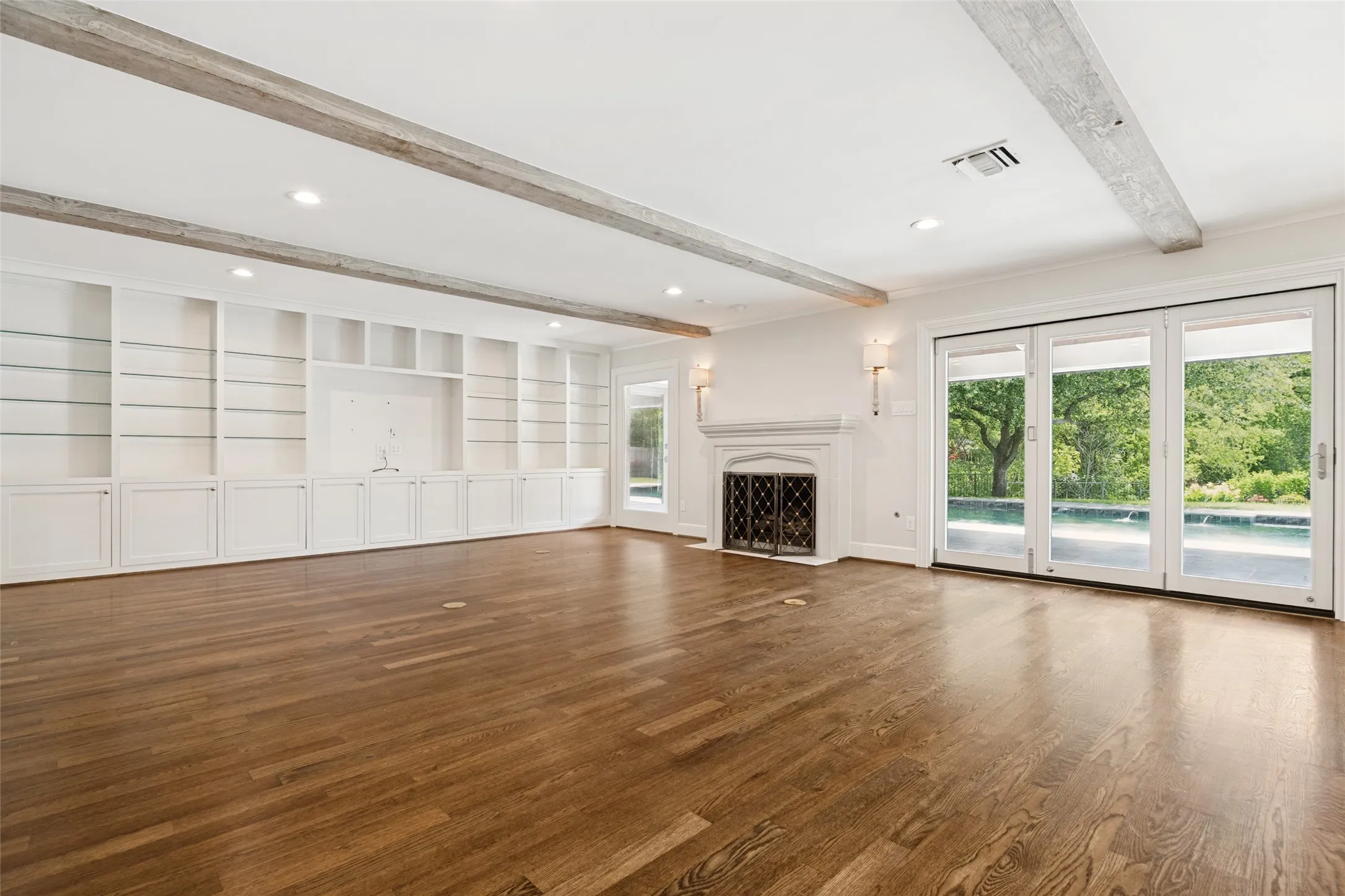 Single Family Residence For Rent in Dallas County , 6544 Valleybrook Drive, Dallas, Texas 75254, 5 Bedroom, 6 Bathroom, 2 Garage spaces, 5,982 Sqft, built in 1972, mls#21261462, Real Estate Agent in Dallas, Homes For Rent in Dallas county, Homes For Rent in Dallas, Realtor in Dallas Texas, Real Estate Brokerage Independent Realty Texas, Luminita Cordes Realtor