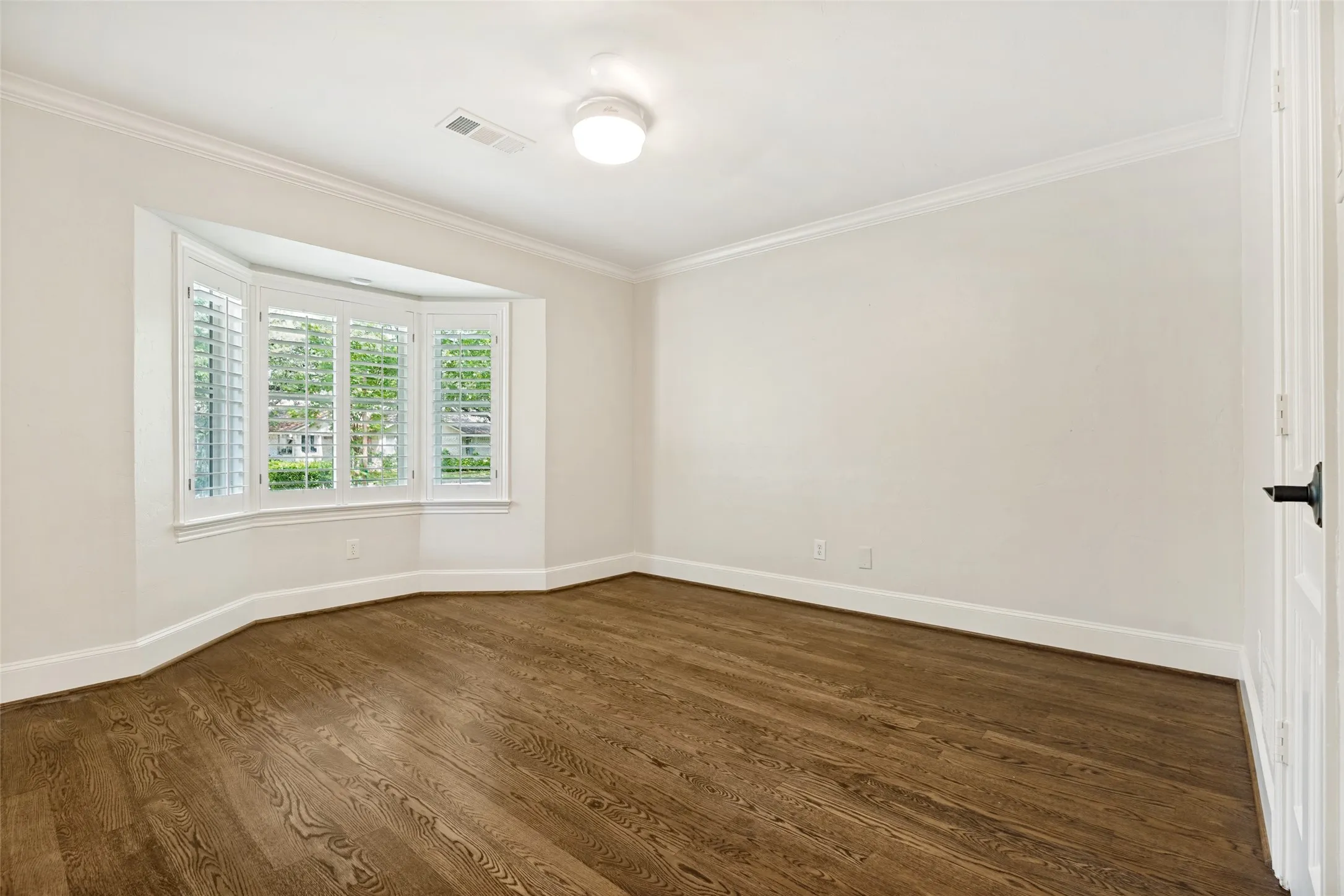 Single Family Residence For Rent in Dallas County , 6544 Valleybrook Drive, Dallas, Texas 75254, 5 Bedroom, 6 Bathroom, 2 Garage spaces, 5,982 Sqft, built in 1972, mls#21261462, Real Estate Agent in Dallas, Homes For Rent in Dallas county, Homes For Rent in Dallas, Realtor in Dallas Texas, Real Estate Brokerage Independent Realty Texas, Luminita Cordes Realtor