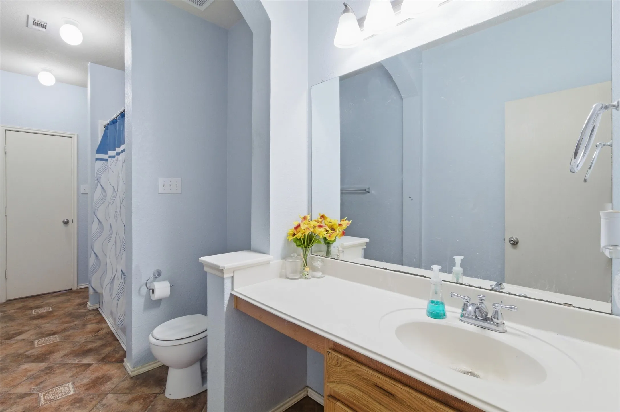 Single Family Residence For Sale in Rockwall County , 516 Mckamy Boulevard, Royse City, Texas 75189, 3 Bedrooms, 2 Bathrooms, 2 Garage spaces, 2,168 Sqft, built in 2005, Preowned, Price $360,000, mls#21258419, Real Estate Agent in Royse City, Homes For Sale in Rockwall county, Homes For Sale in Royse City, Realtor in Royse City Texas, Real Estate Brokerage Independent Realty Texas, Luminita Cordes Realtor