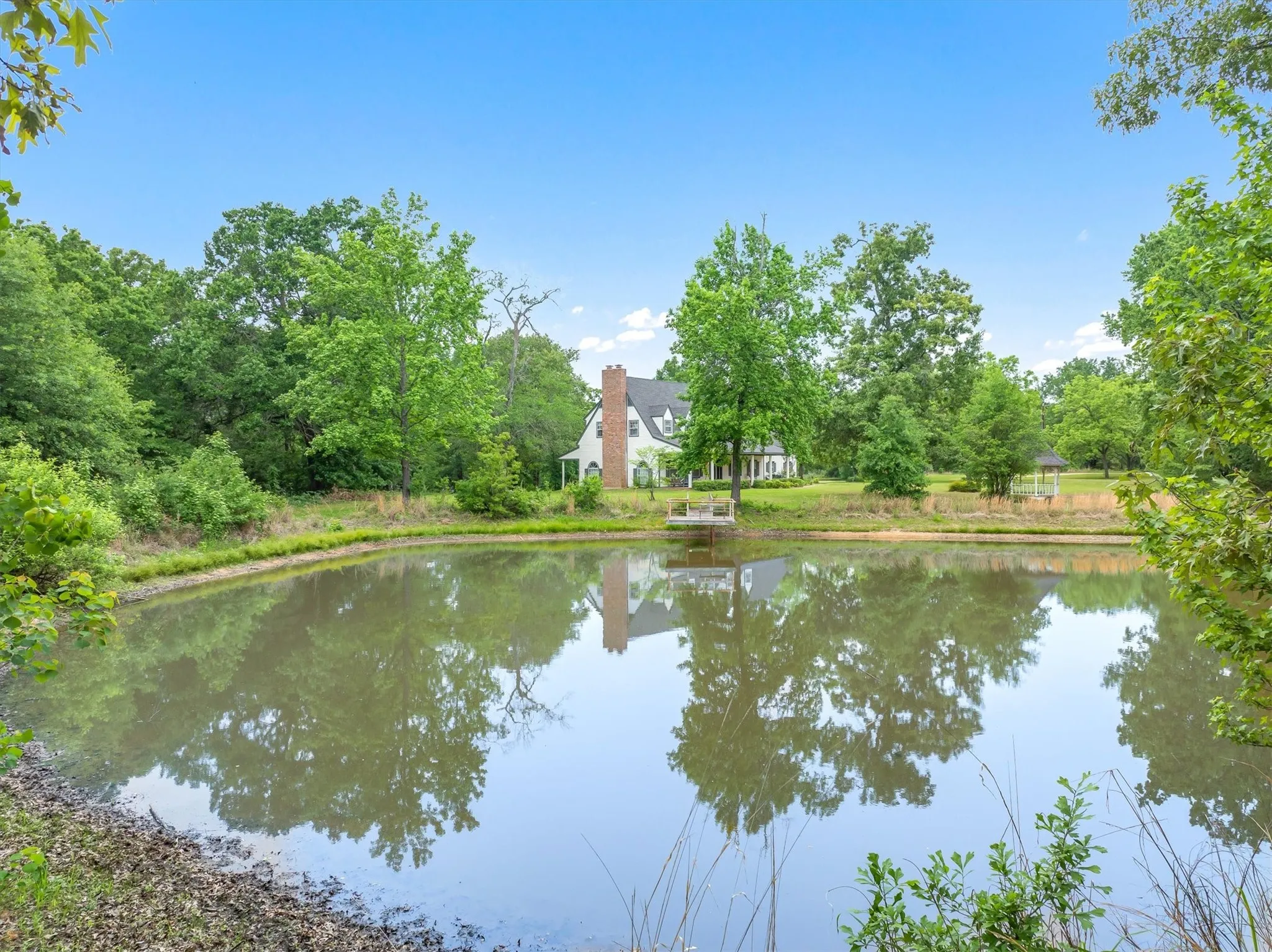 Single Family Residence For Sale in Van Zandt County , 1434 Vz County Road 4519, Van, Texas 75790, 4 Bedroom, 4 Bathroom, 2 Garage spaces, 3,366 Sqft, built in 1990, Preowned, mls#21260577, Real Estate Agent in Van, Homes For Sale in Van Zandt county, Homes For Sale in Van, Realtor in Van Texas, Real Estate Brokerage Independent Realty Texas, Luminita Cordes Realtor