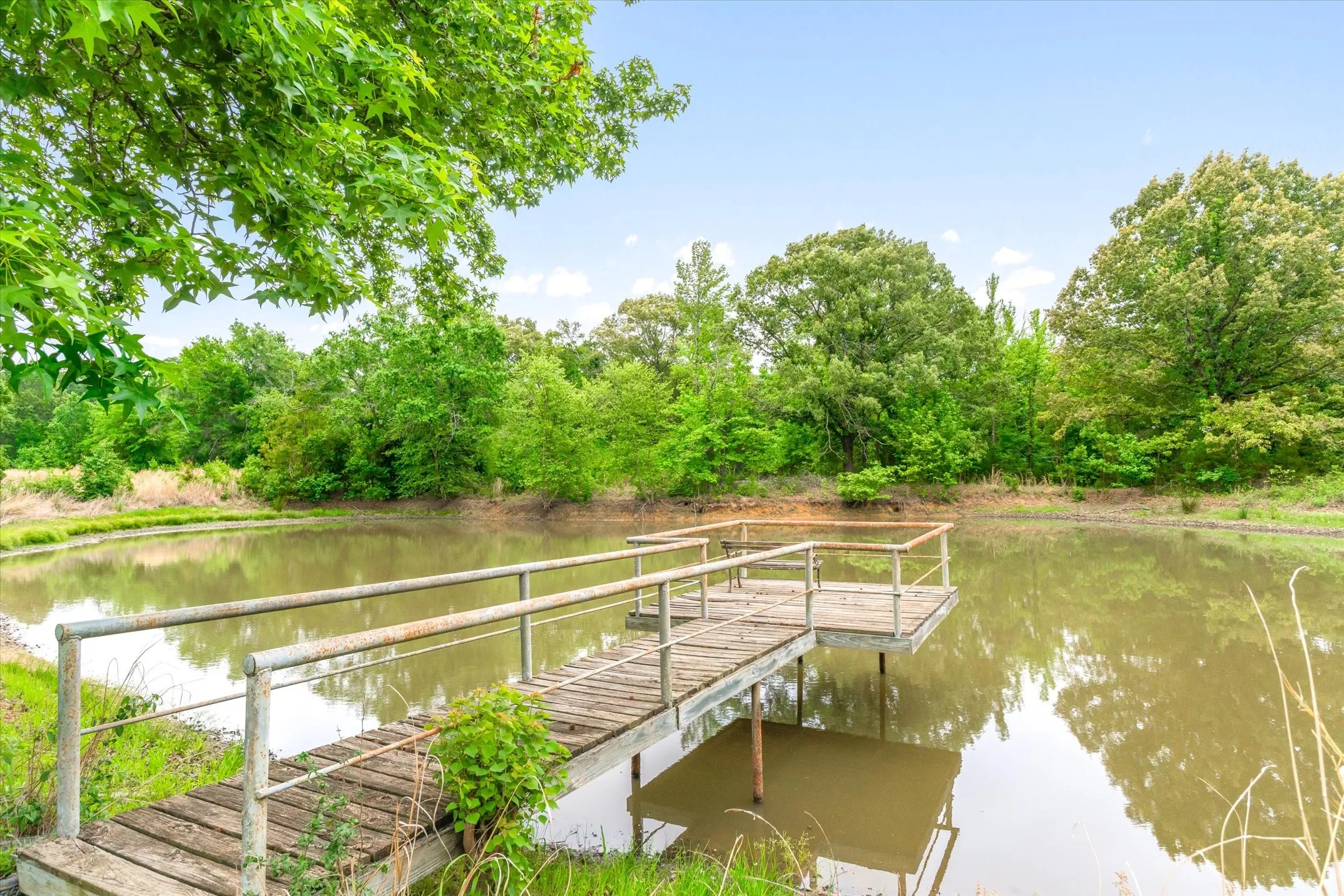 Single Family Residence For Sale in Van Zandt County , 1434 Vz County Road 4519, Van, Texas 75790, 4 Bedroom, 4 Bathroom, 2 Garage spaces, 3,366 Sqft, built in 1990, Preowned, mls#21260577, Real Estate Agent in Van, Homes For Sale in Van Zandt county, Homes For Sale in Van, Realtor in Van Texas, Real Estate Brokerage Independent Realty Texas, Luminita Cordes Realtor