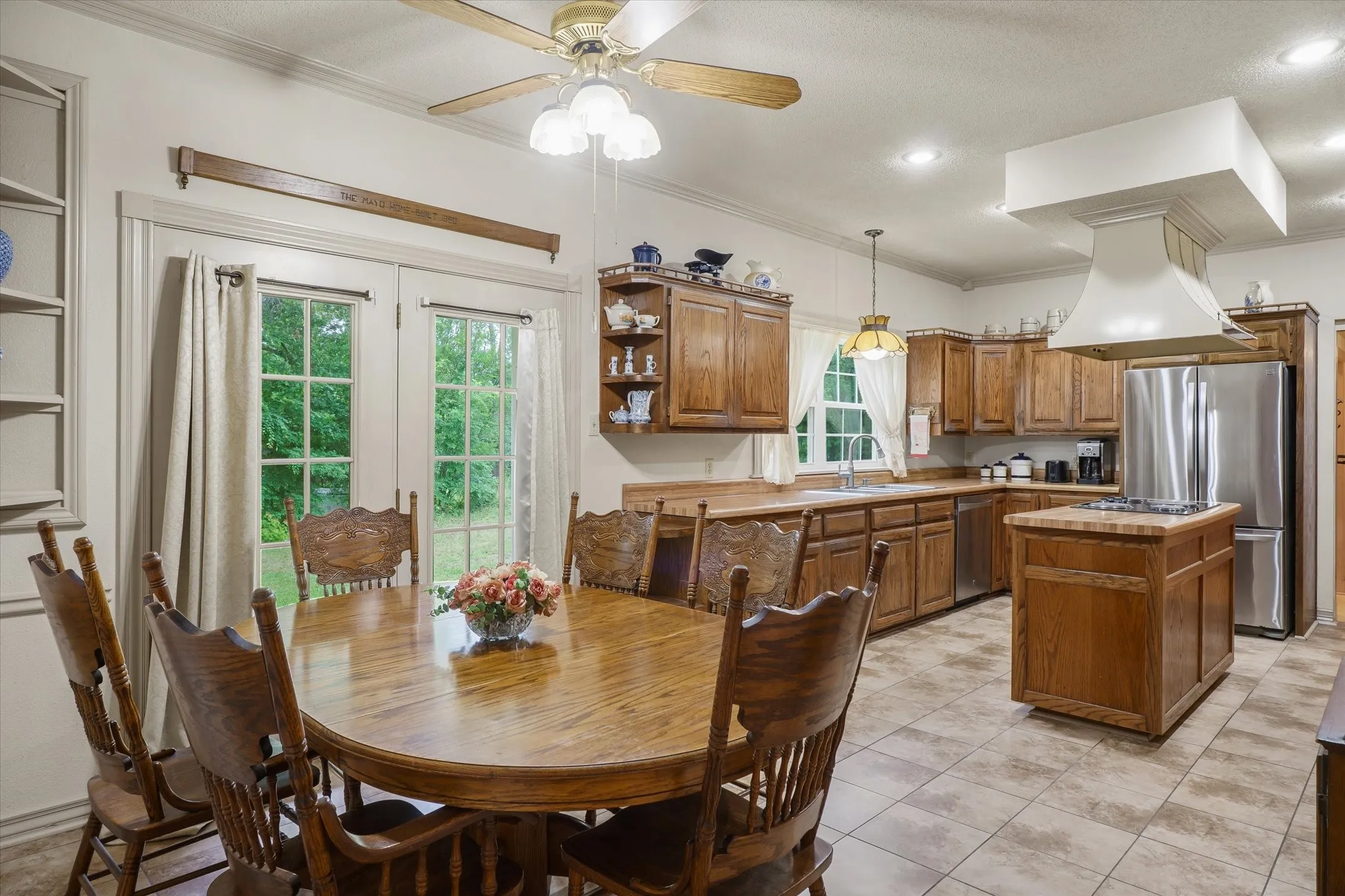 Single Family Residence For Sale in Van Zandt County , 1434 Vz County Road 4519, Van, Texas 75790, 4 Bedroom, 4 Bathroom, 2 Garage spaces, 3,366 Sqft, built in 1990, Preowned, mls#21260577, Real Estate Agent in Van, Homes For Sale in Van Zandt county, Homes For Sale in Van, Realtor in Van Texas, Real Estate Brokerage Independent Realty Texas, Luminita Cordes Realtor