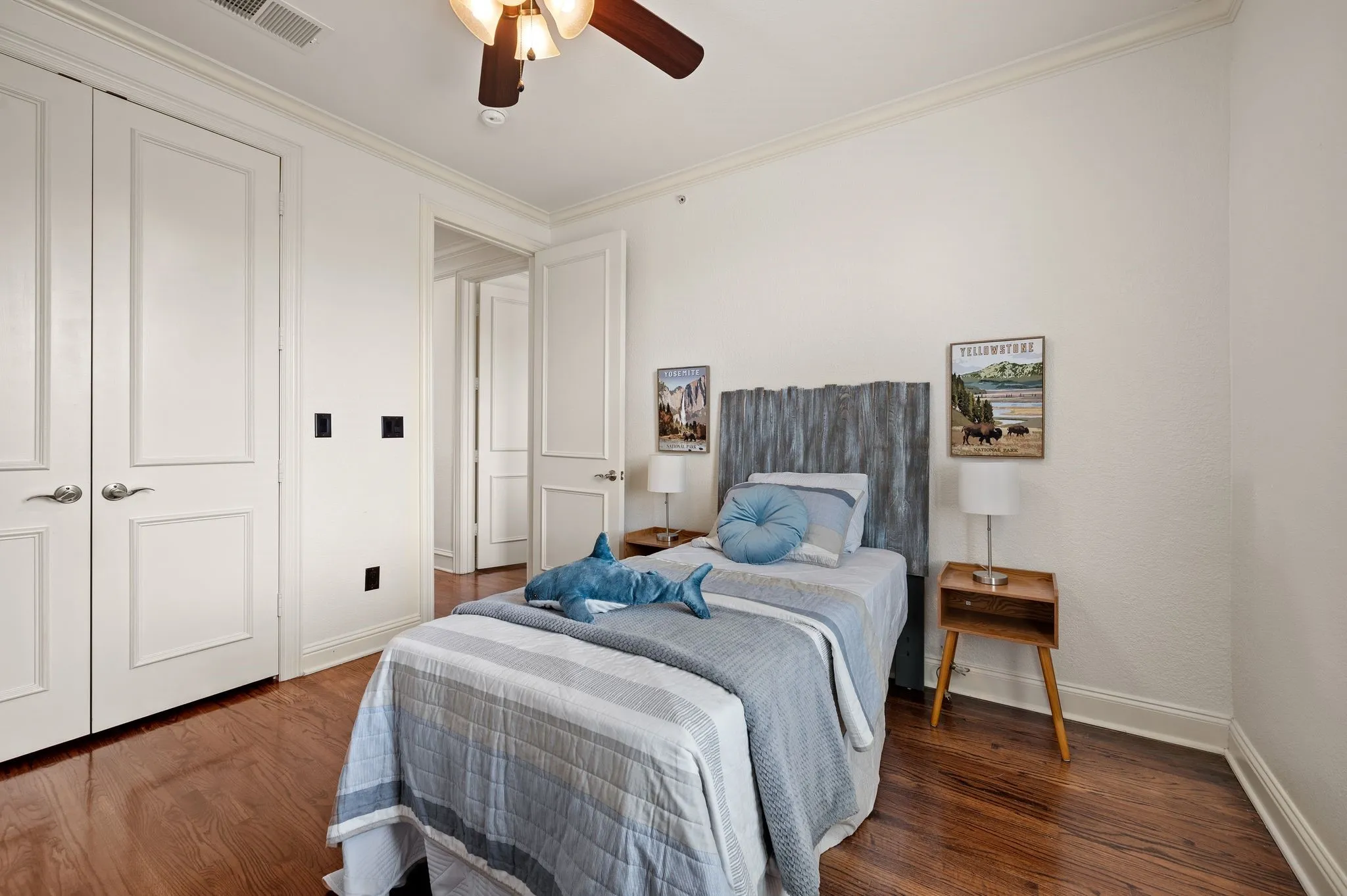 Single Family Residence For Sale in Tarrant County , 1508 Main Street, Southlake, Texas 76092, 4 Bedroom, 4 Bathroom, 2 Garage spaces, 3,139 Sqft, built in 2005, mls#21261503, Real Estate Agent in Southlake, Homes For Sale in Tarrant county, Homes For Sale in Southlake, Realtor in Southlake Texas, Real Estate Brokerage Independent Realty Texas, Luminita Cordes Realtor