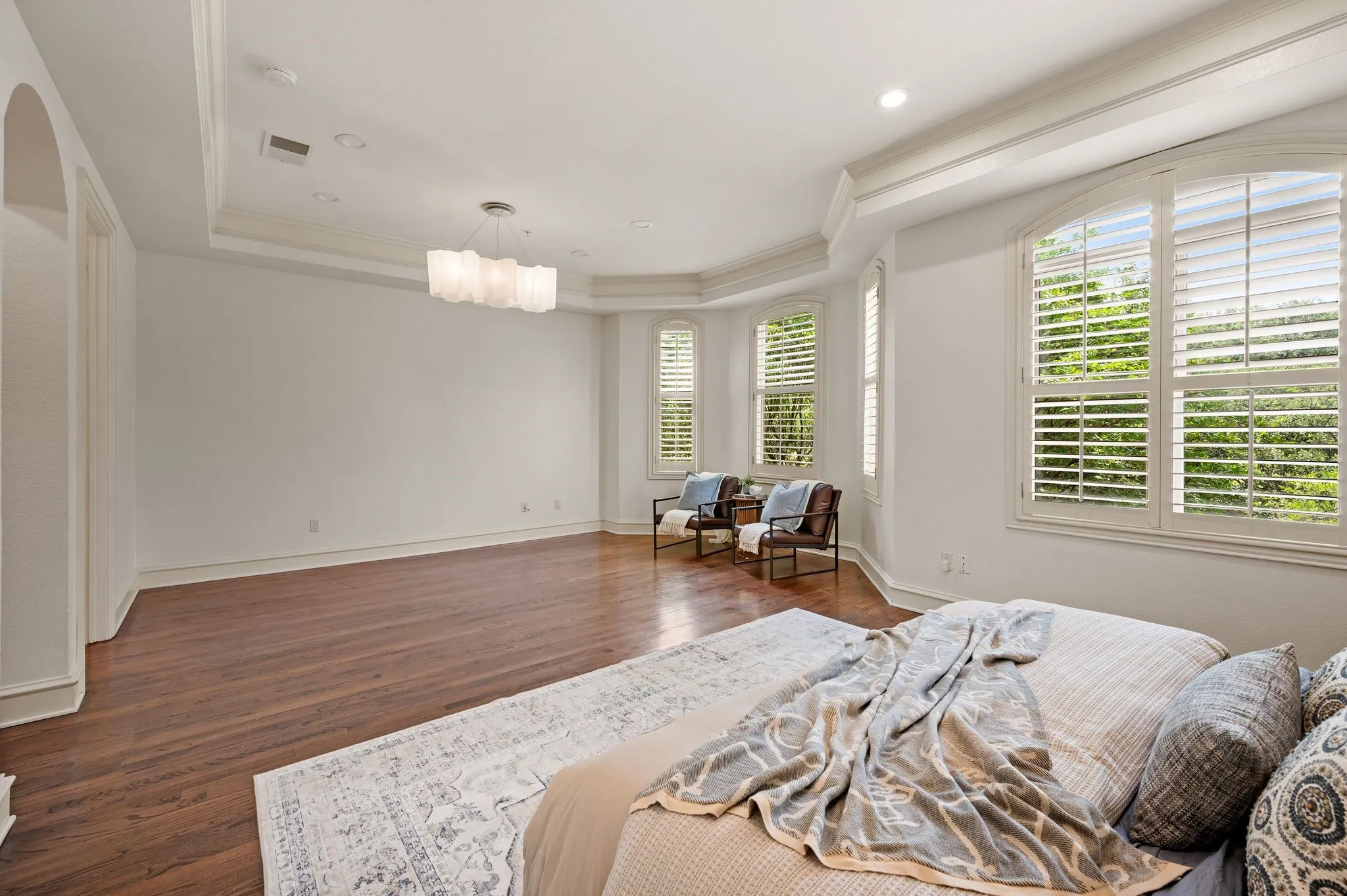 Single Family Residence For Sale in Tarrant County , 1508 Main Street, Southlake, Texas 76092, 4 Bedroom, 4 Bathroom, 2 Garage spaces, 3,139 Sqft, built in 2005, mls#21261503, Real Estate Agent in Southlake, Homes For Sale in Tarrant county, Homes For Sale in Southlake, Realtor in Southlake Texas, Real Estate Brokerage Independent Realty Texas, Luminita Cordes Realtor