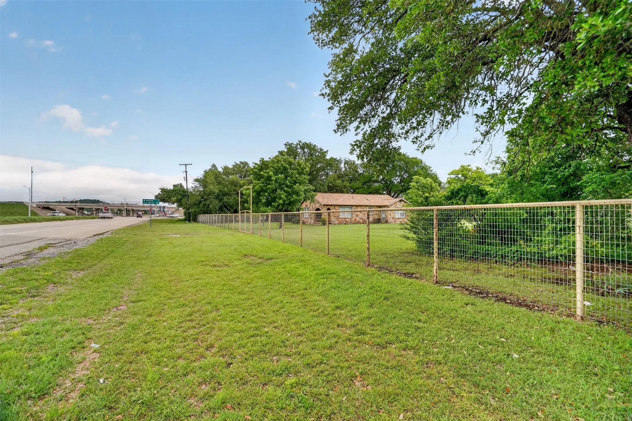 Retail For Sale in Palo Pinto County , 14001 US-281, Santo, Texas 76472, 0, 0, Garage spaces, 0 Sqft, built in 1947, Preowned, mls#21260727, Real Estate Agent in Santo, Homes For Sale in Palo Pinto county, Homes For Sale in Santo, Realtor in Santo Texas, Real Estate Brokerage Independent Realty Texas, Luminita Cordes Realtor