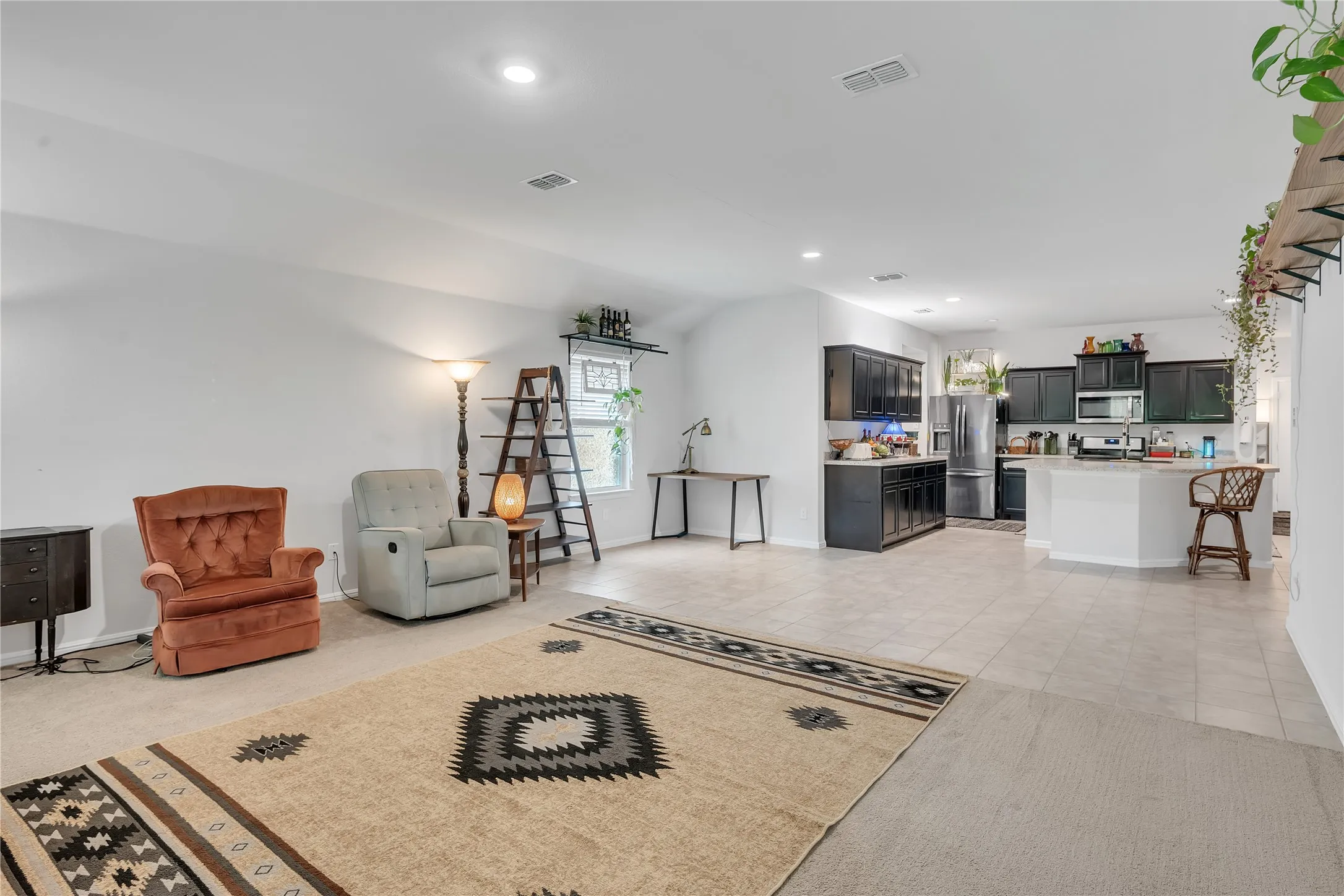 Single Family Residence For Sale in Denton County , 16717 Porterfield Lane, Justin, Texas 76247, 4 Bedrooms, 2 Bathrooms, 2 Garage spaces, 2,085 Sqft, built in 2022, Preowned, Price $355,000, mls#21261430, Real Estate Agent in Justin, Homes For Sale in Denton county, Homes For Sale in Justin, Realtor in Justin Texas, Real Estate Brokerage Independent Realty Texas, Luminita Cordes Realtor
