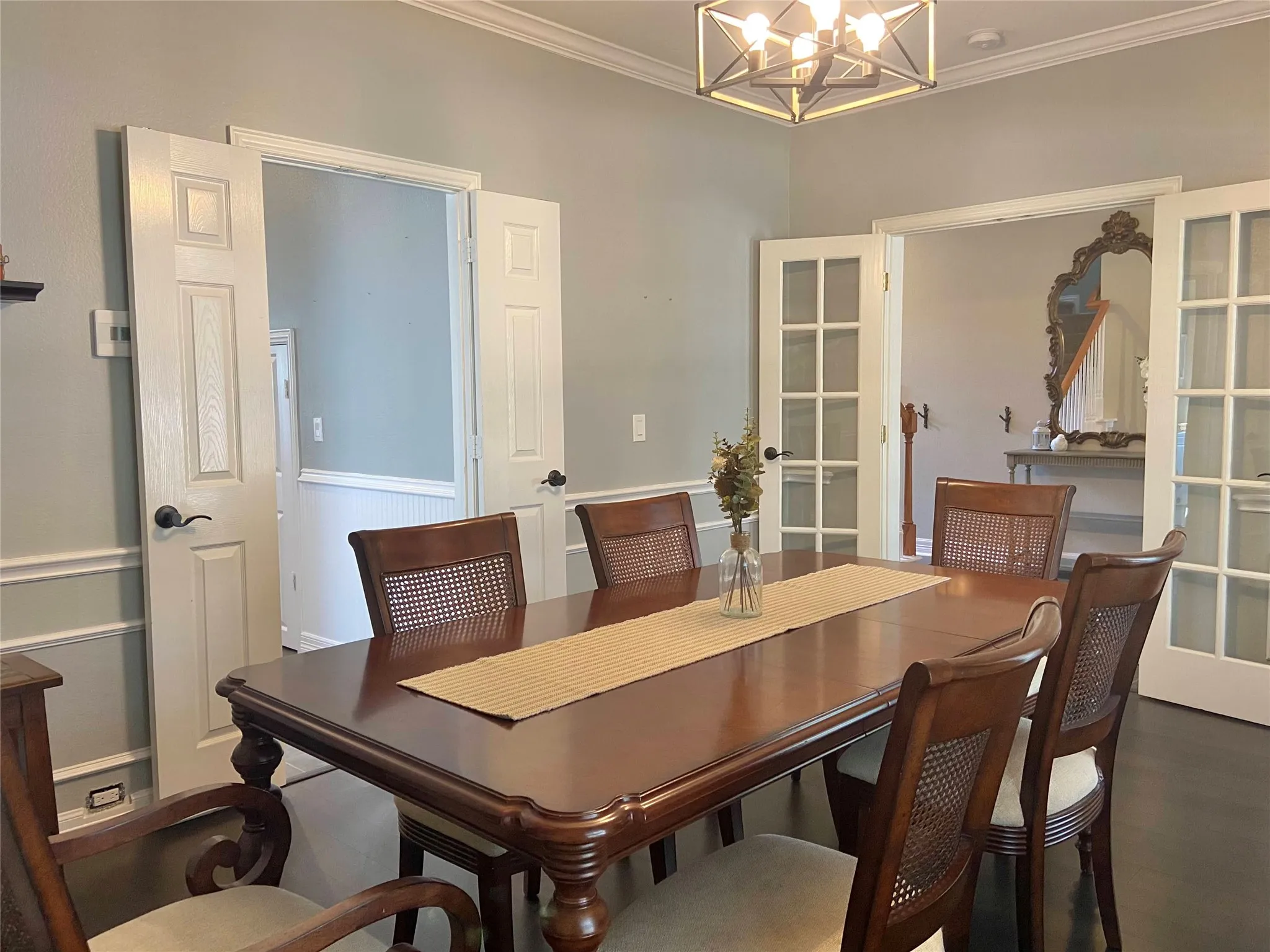 Single Family Residence For Rent in Denton County , 2125 Columbia Drive, Flower Mound, Texas 75022, 4 Bedroom, 3 Bathroom, 3 Garage spaces, 2,646 Sqft, built in 1998, Preowned, mls#21261522, Real Estate Agent in Flower Mound, Homes For Rent in Denton county, Homes For Rent in Flower Mound, Realtor in Flower Mound Texas, Real Estate Brokerage Independent Realty Texas, Luminita Cordes Realtor