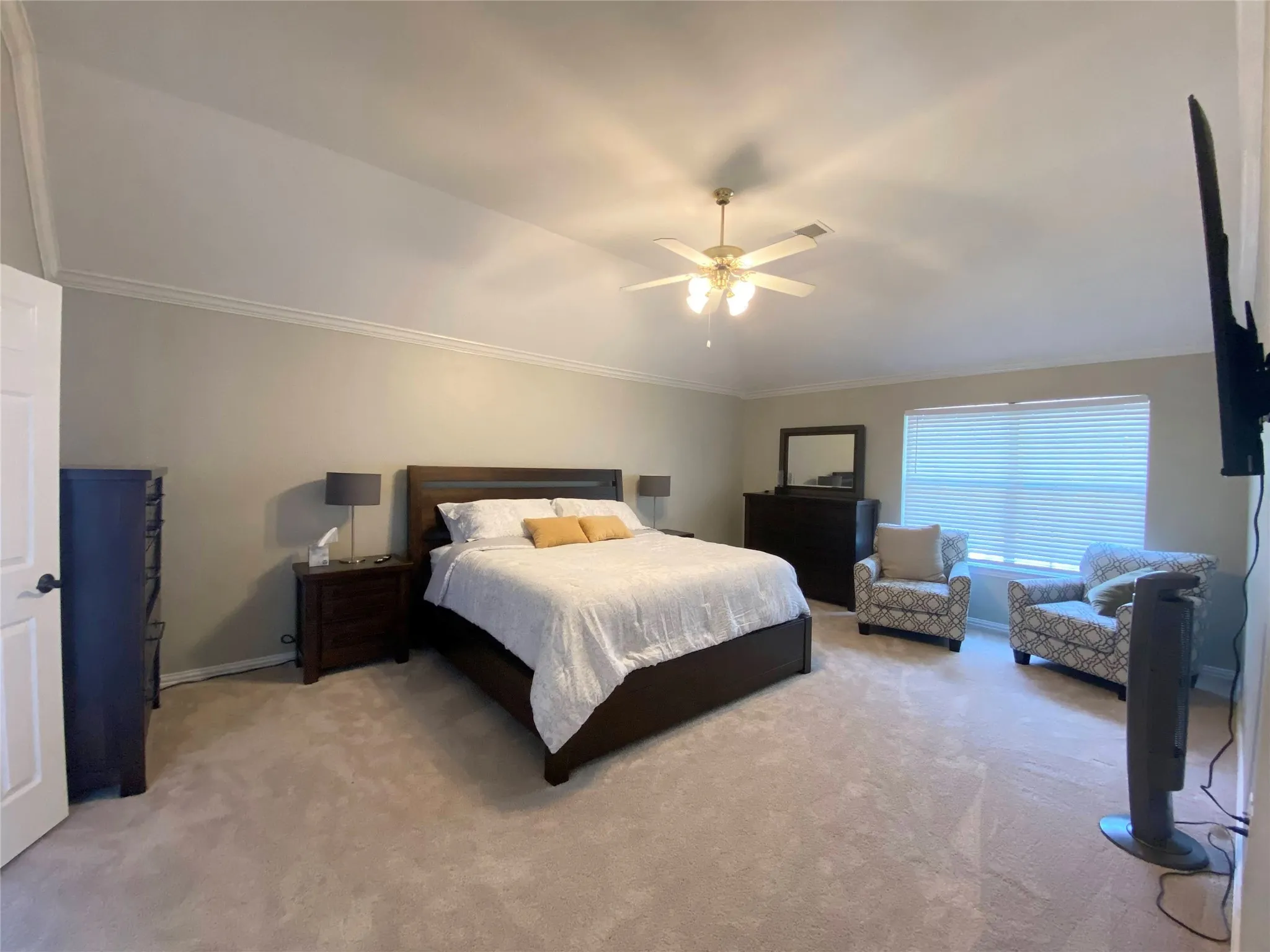 Single Family Residence For Rent in Denton County , 2125 Columbia Drive, Flower Mound, Texas 75022, 4 Bedroom, 3 Bathroom, 3 Garage spaces, 2,646 Sqft, built in 1998, Preowned, mls#21261522, Real Estate Agent in Flower Mound, Homes For Rent in Denton county, Homes For Rent in Flower Mound, Realtor in Flower Mound Texas, Real Estate Brokerage Independent Realty Texas, Luminita Cordes Realtor