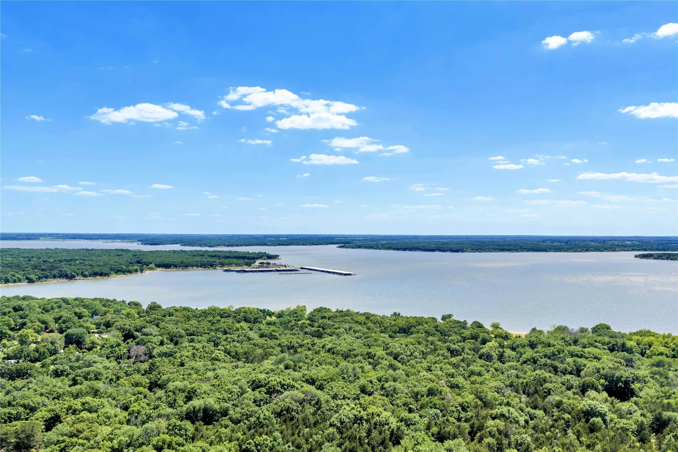 Single Family Residence For Sale in Grayson County , 14 Hancock Lane, Pottsboro, Texas 75076, 3 Bedroom, 2 Bathroom, 1 Garage spaces, 1,584 Sqft, built in 1936, Price $262,000, mls#21261591, Real Estate Agent in Pottsboro, Homes For Sale in Grayson county, Homes For Sale in Pottsboro, Realtor in Pottsboro Texas, Real Estate Brokerage Independent Realty Texas, Luminita Cordes Realtor