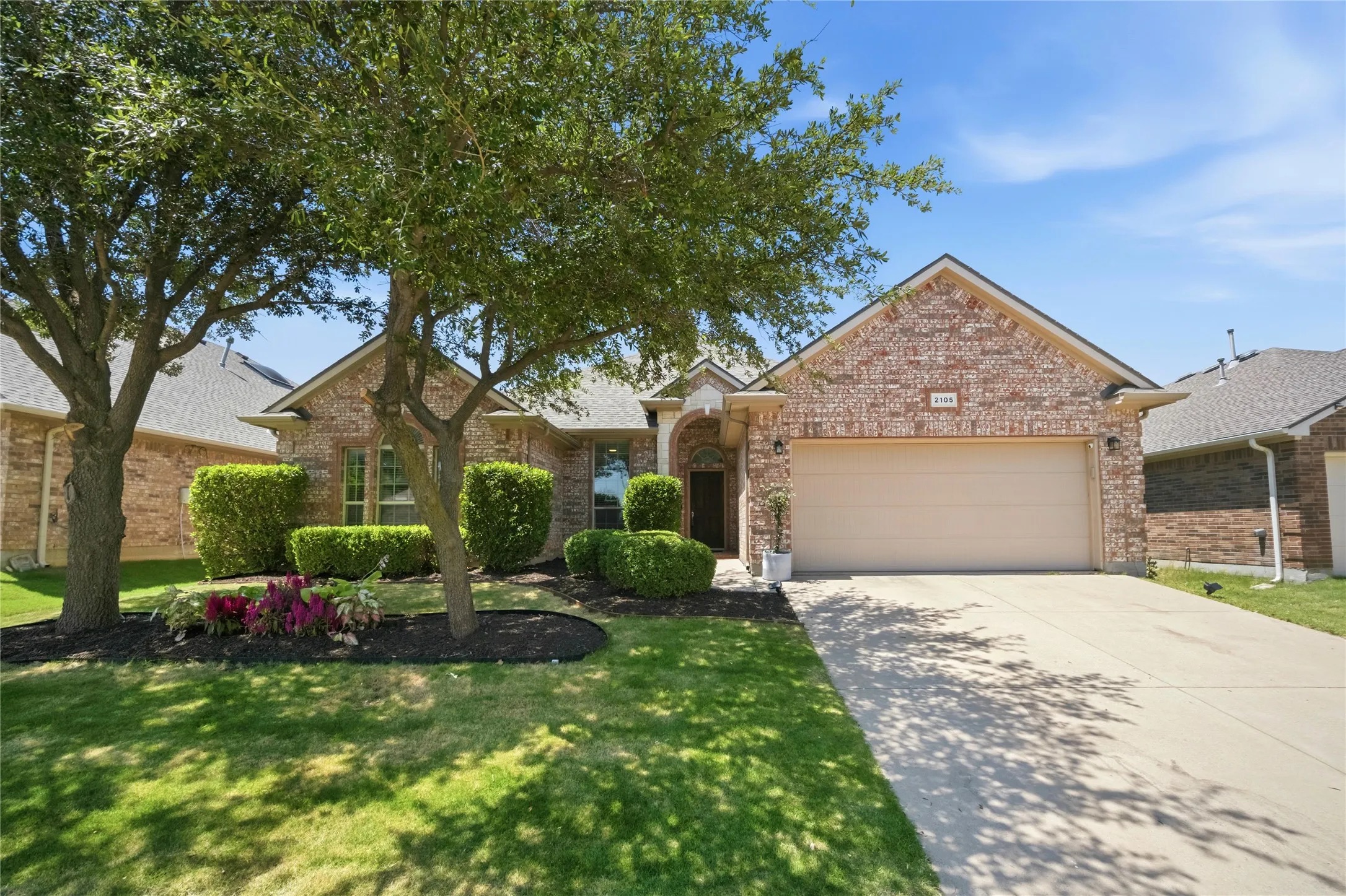 Single Family Residence For Sale in Tarrant County , 2105 Stoney Gorge, Fort Worth, Texas 76177, 4 Bedroom, 3 Bathroom, 2 Garage spaces, 2,713 Sqft, built in 2009, mls#21261551, Real Estate Agent in Fort Worth, Homes For Sale in Tarrant county, Homes For Sale in Fort Worth, Realtor in Fort Worth Texas, Real Estate Brokerage Independent Realty Texas, Luminita Cordes Realtor