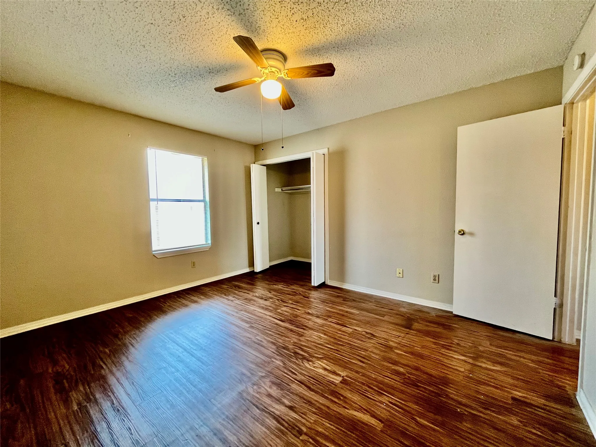 Townhouse For Rent in Denton County , 3055 Olympia Drive, Denton, Texas 76209, 2 Bedroom, 2 Bathroom, 1 Garage spaces, 1,023 Sqft, built in 1983, mls#21260422, Real Estate Agent in Denton, Homes For Rent in Denton county, Homes For Rent in Denton, Realtor in Denton Texas, Real Estate Brokerage Independent Realty Texas, Luminita Cordes Realtor
