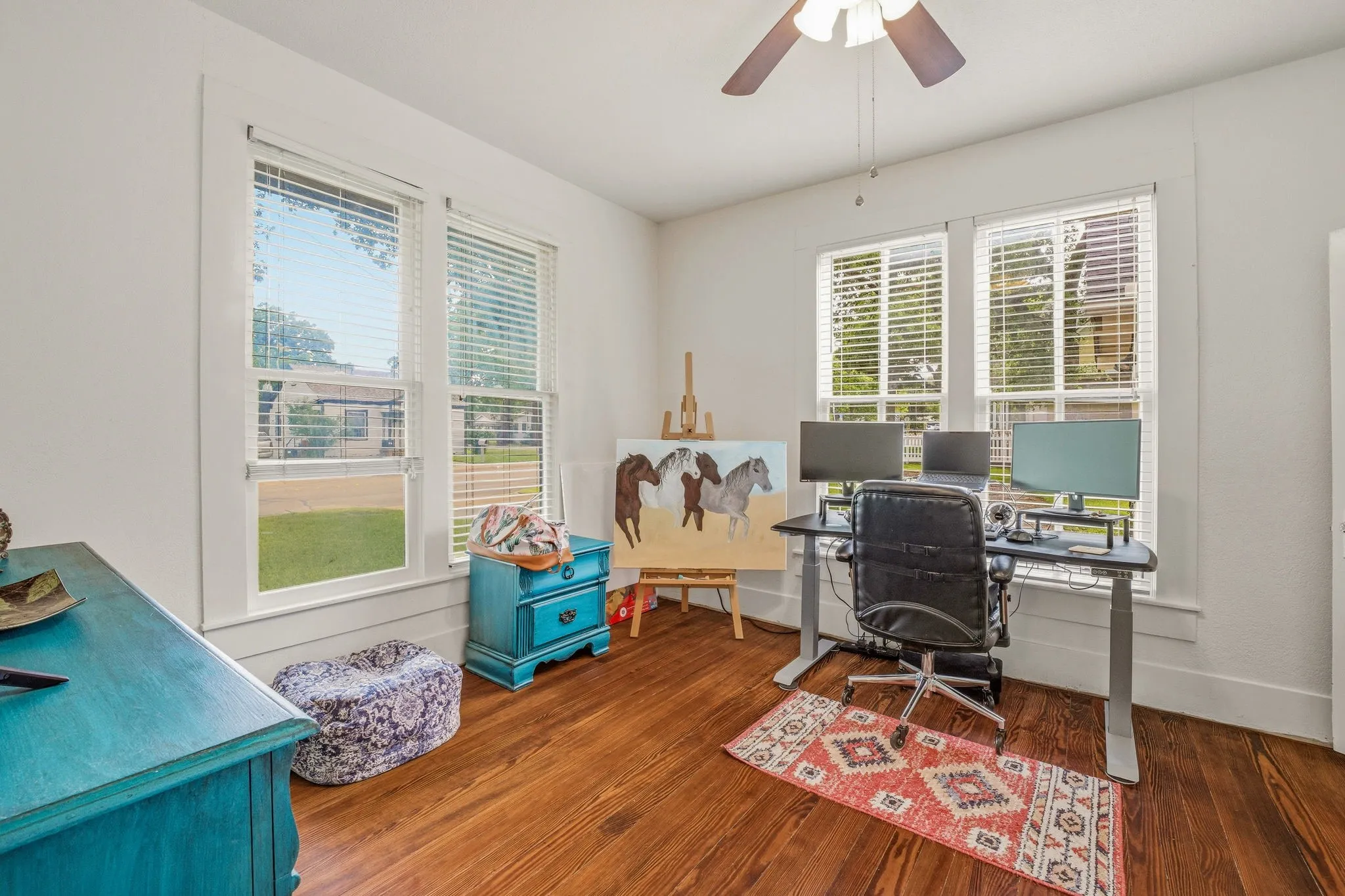 Single Family Residence For Sale in Parker County , 910 S Waco Street, Weatherford, Texas 76086, 3 Bedrooms, 1 Bathroom, Garage spaces, 1,492 Sqft, built in 1915, Preowned, Price $365,000, mls#21260233, Real Estate Agent in Weatherford, Homes For Sale in Parker county, Homes For Sale in Weatherford, Realtor in Weatherford Texas, Real Estate Brokerage Independent Realty Texas, Luminita Cordes Realtor