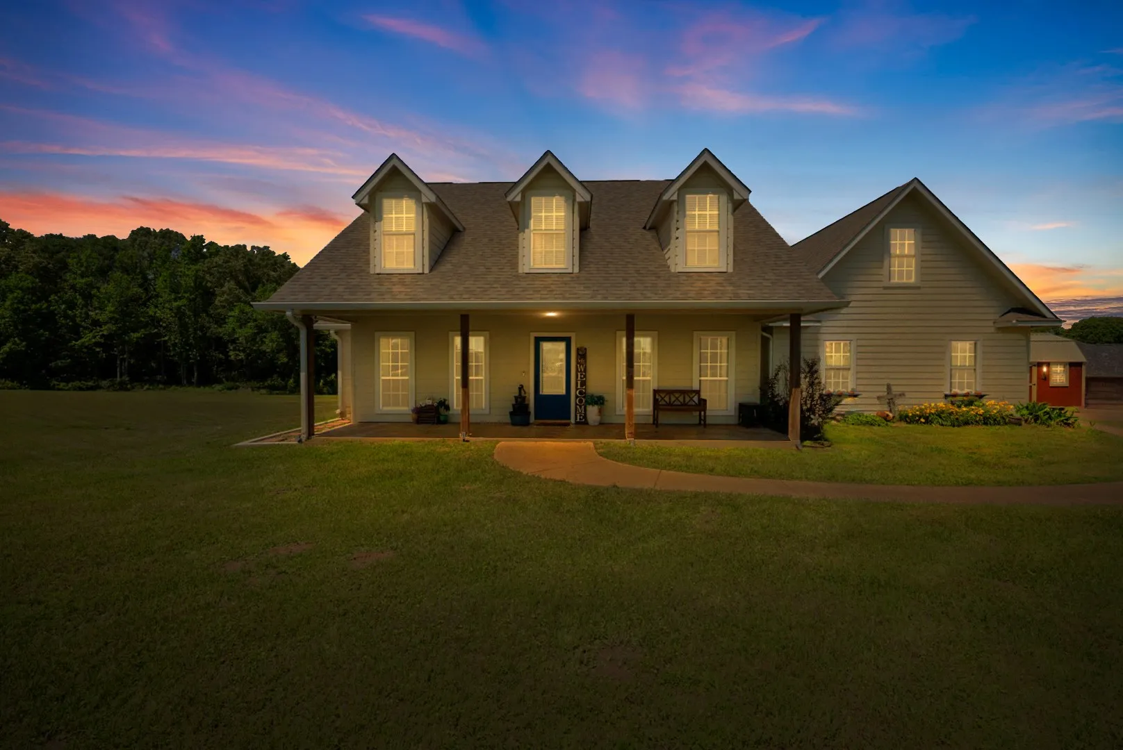 Single Family Residence For Sale in Rains County , 155 RS County Road 4261, Emory, Texas 75440, 3 Bedroom, 2 Bathroom, 2 Garage spaces, 1,970 Sqft, built in 2008, mls#21261650, Real Estate Agent in Emory, Homes For Sale in Rains county, Homes For Sale in Emory, Realtor in Emory Texas, Real Estate Brokerage Independent Realty Texas, Luminita Cordes Realtor