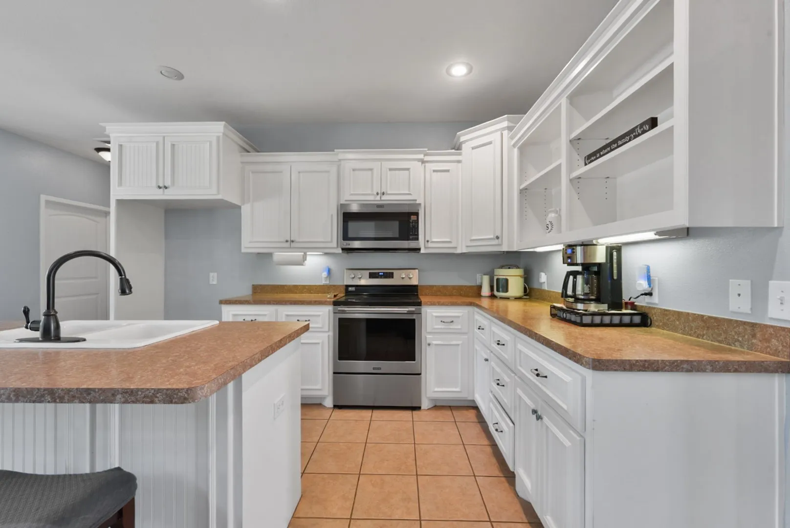 Single Family Residence For Sale in Rains County , 155 RS County Road 4261, Emory, Texas 75440, 3 Bedroom, 2 Bathroom, 2 Garage spaces, 1,970 Sqft, built in 2008, mls#21261650, Real Estate Agent in Emory, Homes For Sale in Rains county, Homes For Sale in Emory, Realtor in Emory Texas, Real Estate Brokerage Independent Realty Texas, Luminita Cordes Realtor