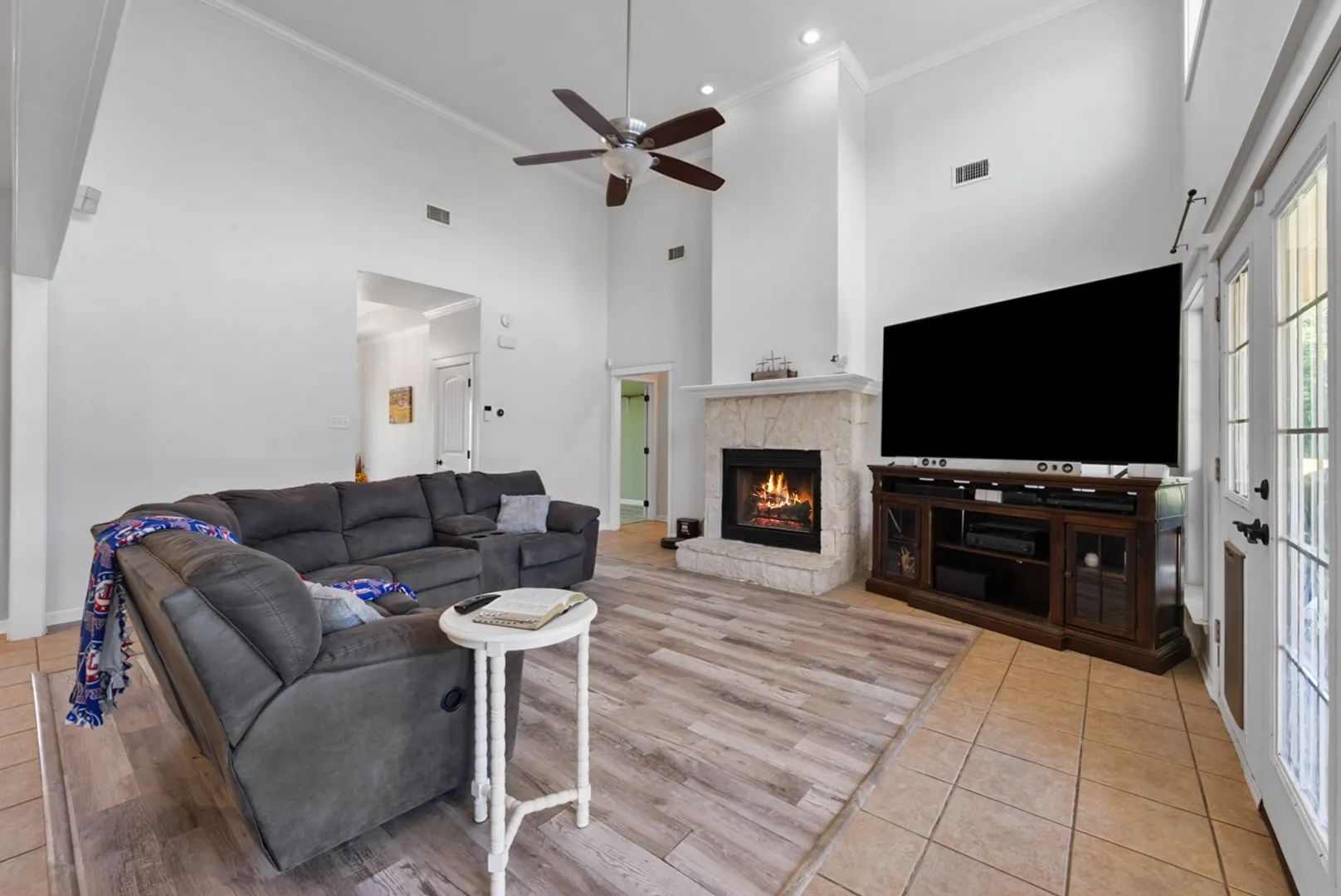 Single Family Residence For Sale in Rains County , 155 RS County Road 4261, Emory, Texas 75440, 3 Bedroom, 2 Bathroom, 2 Garage spaces, 1,970 Sqft, built in 2008, mls#21261650, Real Estate Agent in Emory, Homes For Sale in Rains county, Homes For Sale in Emory, Realtor in Emory Texas, Real Estate Brokerage Independent Realty Texas, Luminita Cordes Realtor