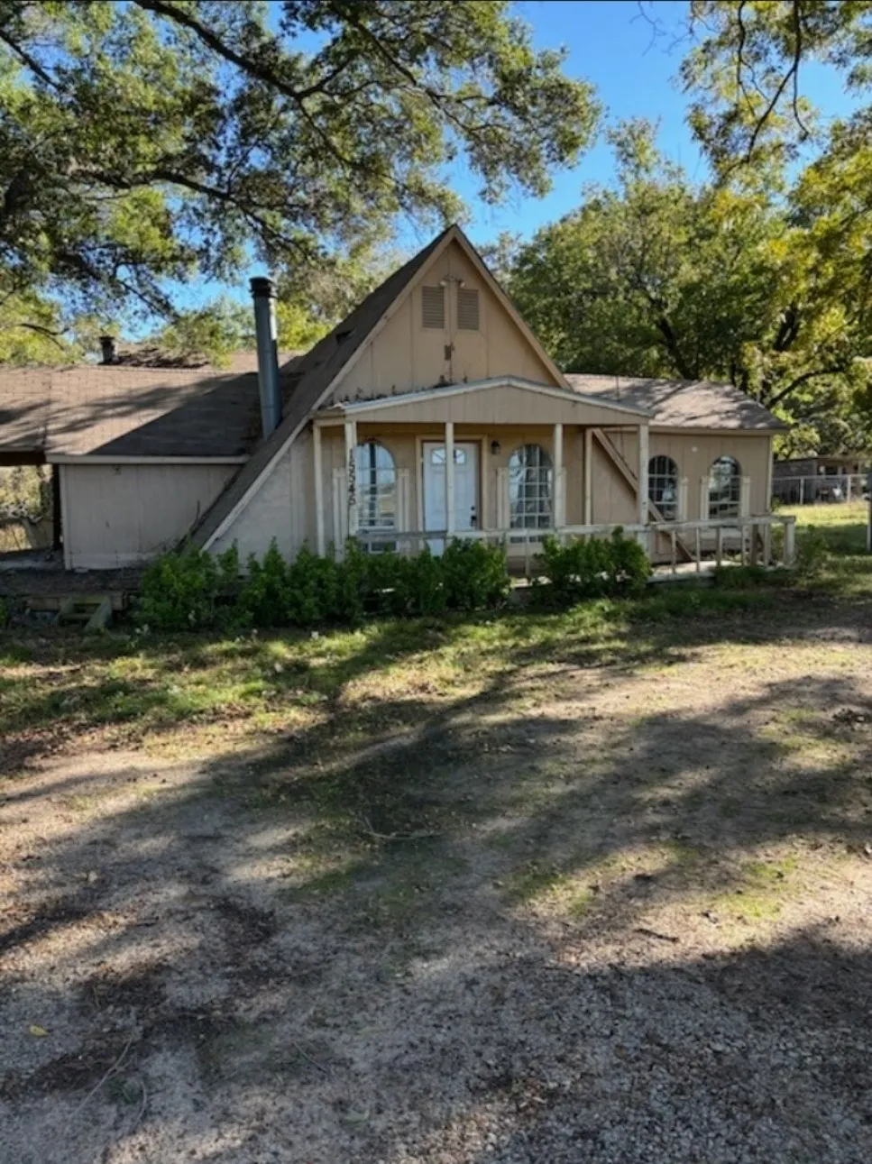 Single Family Residence For Sale in Navarro County , 15545 W Highway 31, Purdon, Texas 76679, 4 Bedroom, 4 Bathroom, Garage spaces, 1,426 Sqft, built in 1977, Preowned, mls#21261678, Real Estate Agent in Purdon, Homes For Sale in Navarro county, Homes For Sale in Purdon, Realtor in Purdon Texas, Real Estate Brokerage Independent Realty Texas, Luminita Cordes Realtor