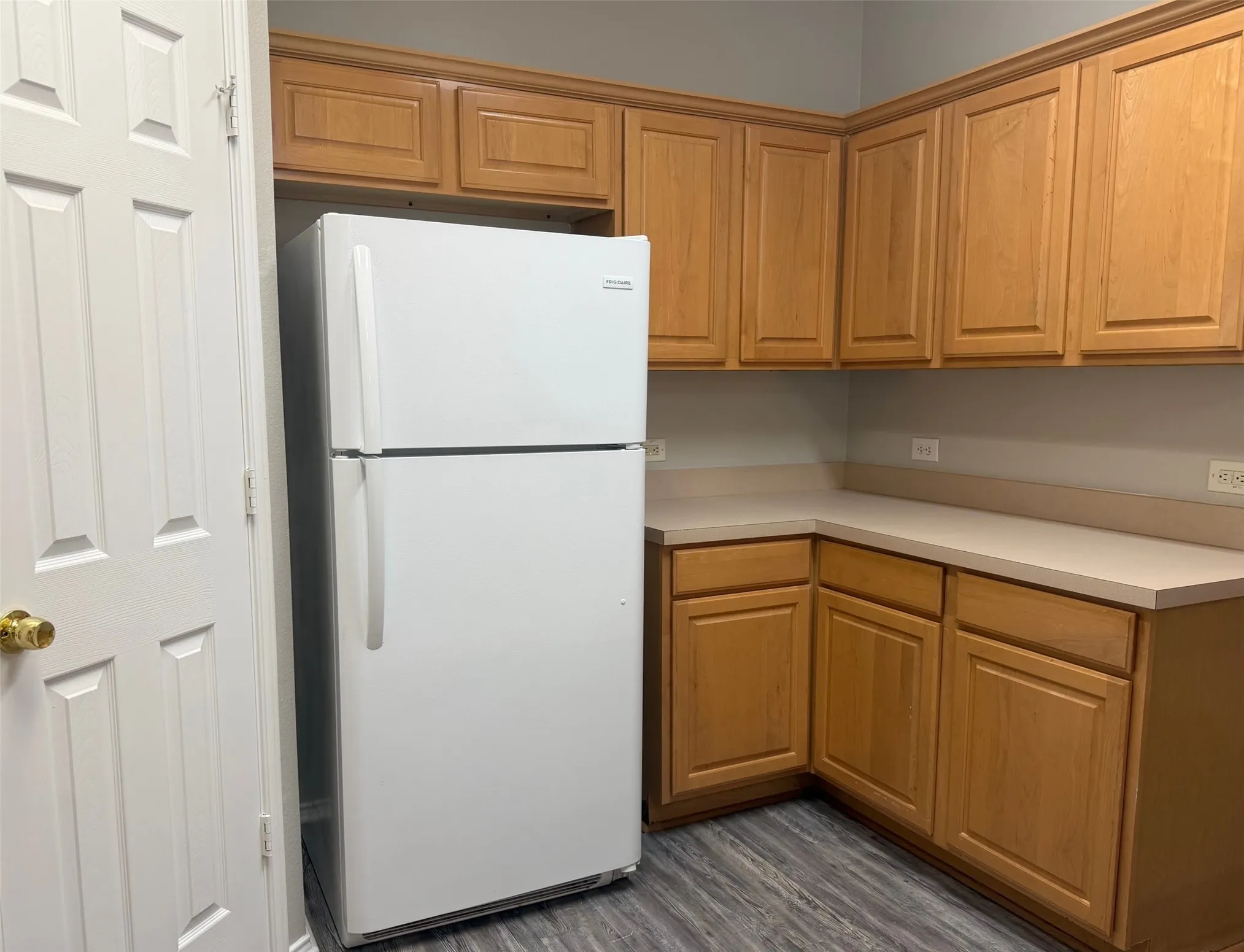 Single Family Residence For Rent in Denton County , 7905 Seven Oaks Lane, Denton, Texas 76210, 3 Bedrooms, 2 Bathrooms, 2 Garage spaces, 1,984 Sqft, built in 2000, Preowned, Price $2,150, mls#21261386, Real Estate Agent in Denton, Homes For Rent in Denton county, Homes For Rent in Denton, Realtor in Denton Texas, Real Estate Brokerage Independent Realty Texas, Luminita Cordes Realtor