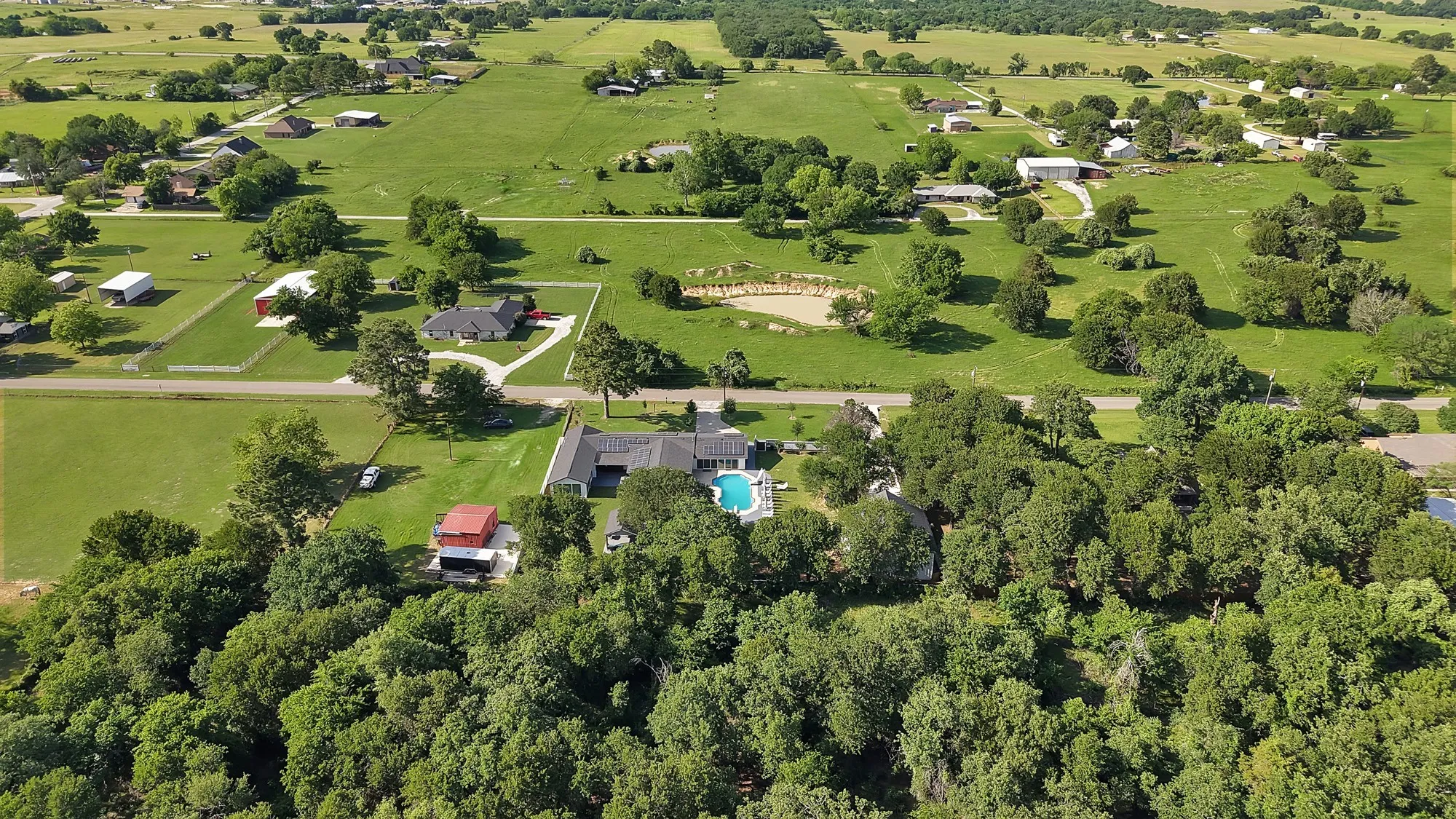 Single Family Residence For Sale in Parker County , 620 E 6Th Street, Springtown, Texas 76082, 4 Bedrooms, 7 Bathrooms, 8 Garage spaces, 3,224 Sqft, built in 1990, Price $743,700, mls#21259778, Real Estate Agent in Springtown, Homes For Sale in Parker county, Homes For Sale in Springtown, Realtor in Springtown Texas, Real Estate Brokerage Independent Realty Texas, Luminita Cordes Realtor