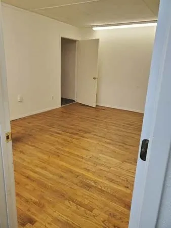 Office For Rent in Ellis County , 107 Main Street, Ennis, Texas 75119, 0, 0, Garage spaces, 0 Sqft, built in 1920, Preowned, mls#21261781, Real Estate Agent in Ennis, Homes For Rent in Ellis county, Homes For Rent in Ennis, Realtor in Ennis Texas, Real Estate Brokerage Independent Realty Texas, Luminita Cordes Realtor