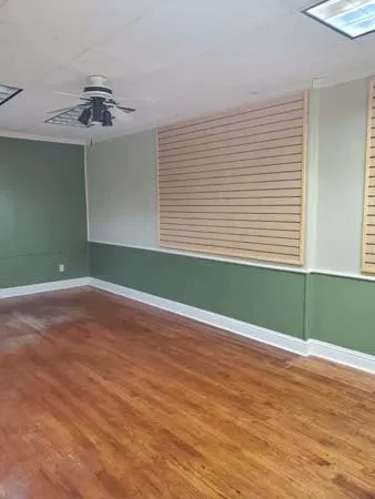 Office For Rent in Ellis County , 107 Main Street, Ennis, Texas 75119, 0, 0, Garage spaces, 0 Sqft, built in 1920, Preowned, mls#21261781, Real Estate Agent in Ennis, Homes For Rent in Ellis county, Homes For Rent in Ennis, Realtor in Ennis Texas, Real Estate Brokerage Independent Realty Texas, Luminita Cordes Realtor