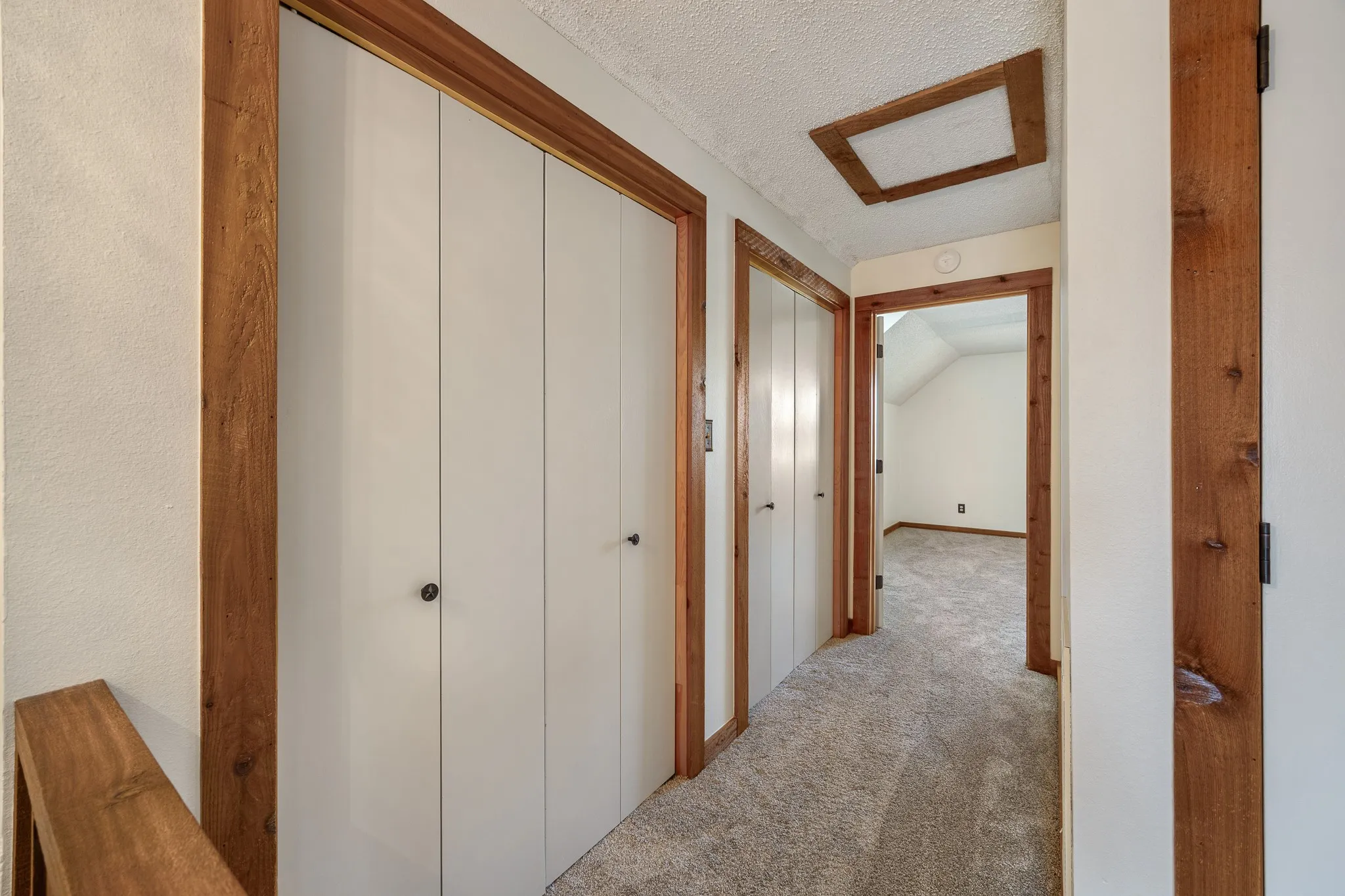 Single Family Residence For Sale in Smith County , 21184 CR 2162, Troup, Texas 75789, 3 Bedroom, 3 Bathroom, Garage spaces, 2,112 Sqft, built in 1995, Preowned, mls#21261783, Real Estate Agent in Troup, Homes For Sale in Smith county, Homes For Sale in Troup, Realtor in Troup Texas, Real Estate Brokerage Independent Realty Texas, Luminita Cordes Realtor