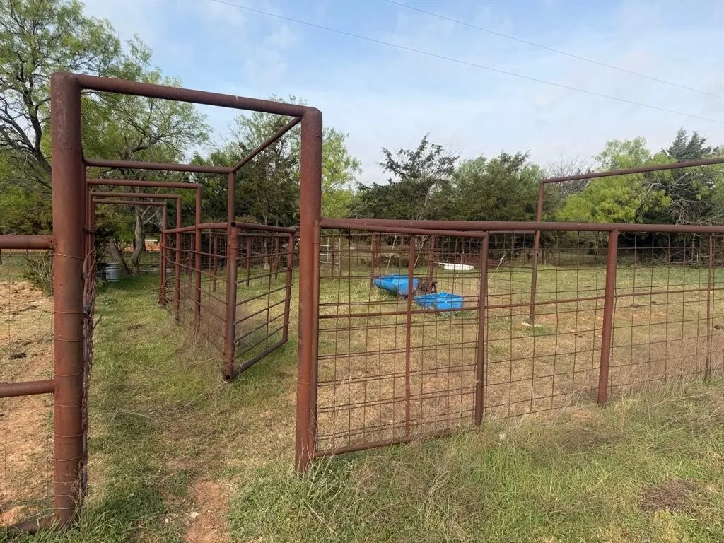 Improved Land For Sale in Wise County , 2548 County Road 2690, Alvord, Texas 76225, 0, 0, Garage spaces, 0 Sqft, built in 1973, mls#21261790, Real Estate Agent in Alvord, Homes For Sale in Wise county, Homes For Sale in Alvord, Realtor in Alvord Texas, Real Estate Brokerage Independent Realty Texas, Luminita Cordes Realtor