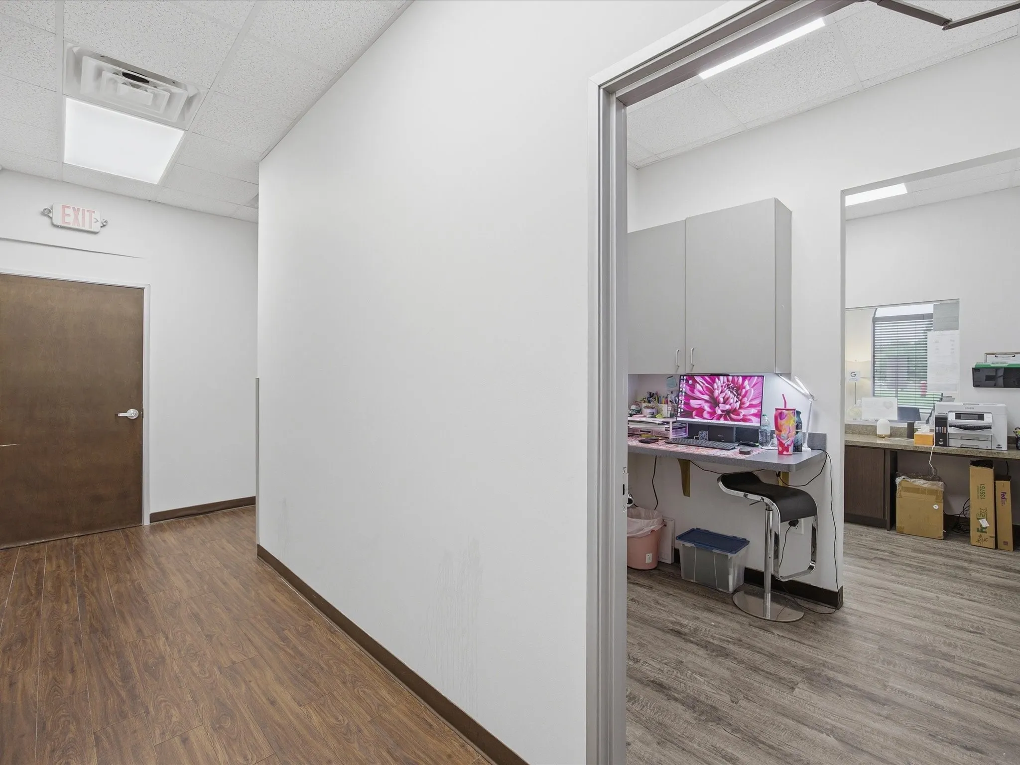 Office For Rent in Parker County , 2025 FORT WORTH Highway 100, Weatherford, Texas 76086, 0, 0, Garage spaces, 0 Sqft, built in 2009, Preowned, Price $5,260, mls#21261645, Real Estate Agent in Weatherford, Homes For Rent in Parker county, Homes For Rent in Weatherford, Realtor in Weatherford Texas, Real Estate Brokerage Independent Realty Texas, Luminita Cordes Realtor