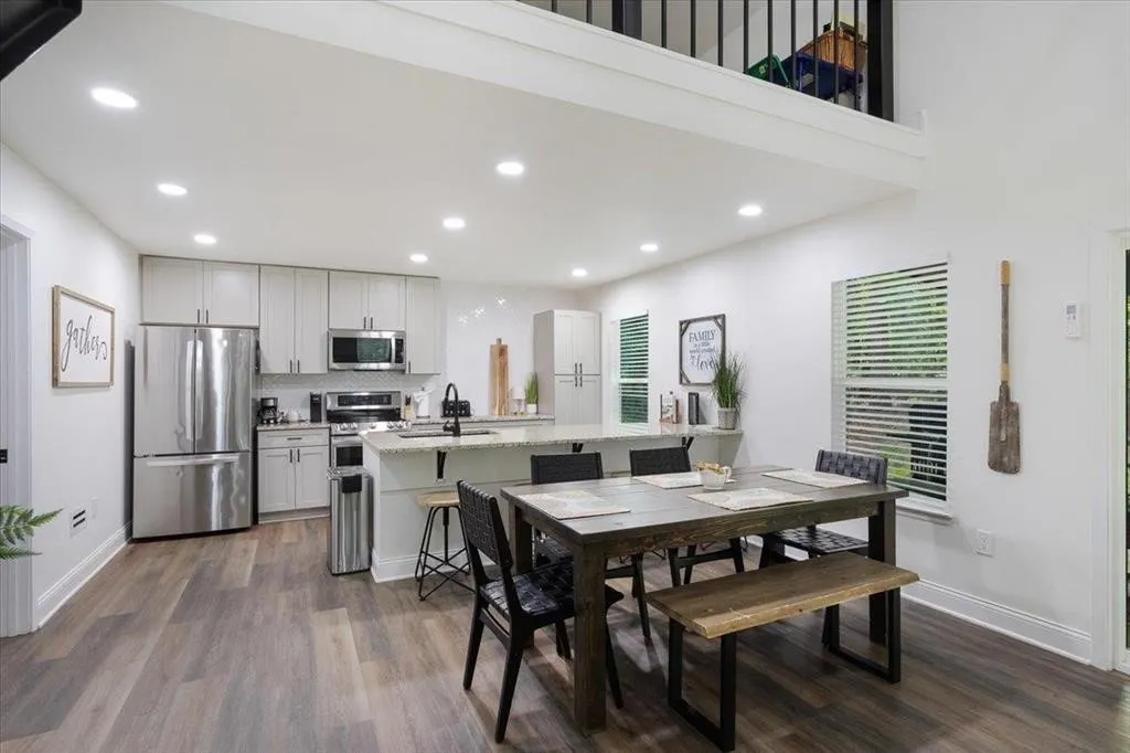Single Family Residence For Sale in Morris County , 299 SOUTH SHORE Drive, Daingerfield, Texas 75668, 2 Bedrooms, 2 Bathrooms, Garage spaces, 1,008 Sqft, built in 2022, Price $325,000, mls#21261785, Real Estate Agent in Daingerfield, Homes For Sale in Morris county, Homes For Sale in Daingerfield, Realtor in Daingerfield Texas, Real Estate Brokerage Independent Realty Texas, Luminita Cordes Realtor