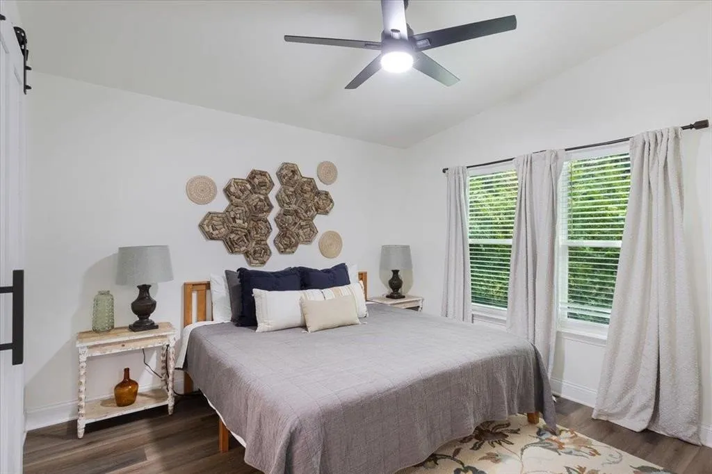 Single Family Residence For Sale in Morris County , 299 SOUTH SHORE Drive, Daingerfield, Texas 75668, 2 Bedrooms, 2 Bathrooms, Garage spaces, 1,008 Sqft, built in 2022, Price $325,000, mls#21261785, Real Estate Agent in Daingerfield, Homes For Sale in Morris county, Homes For Sale in Daingerfield, Realtor in Daingerfield Texas, Real Estate Brokerage Independent Realty Texas, Luminita Cordes Realtor