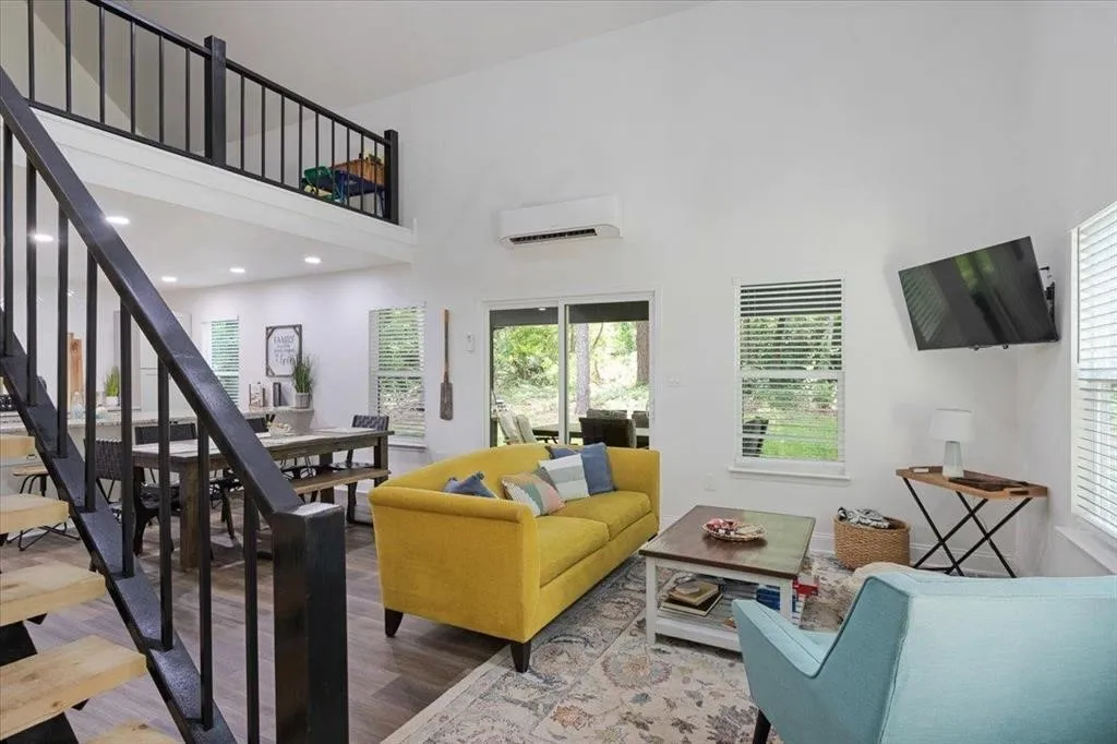 Single Family Residence For Sale in Morris County , 299 SOUTH SHORE Drive, Daingerfield, Texas 75668, 2 Bedrooms, 2 Bathrooms, Garage spaces, 1,008 Sqft, built in 2022, Price $325,000, mls#21261785, Real Estate Agent in Daingerfield, Homes For Sale in Morris county, Homes For Sale in Daingerfield, Realtor in Daingerfield Texas, Real Estate Brokerage Independent Realty Texas, Luminita Cordes Realtor