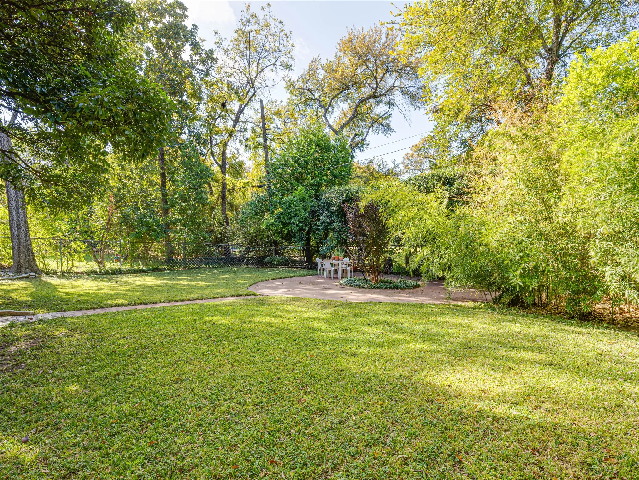 Single Family Residence For Sale in Tarrant County , 2500 Boyd Avenue, Fort Worth, Texas 76109, 3 Bedroom, 2 Bathroom, Garage spaces, 2,153 Sqft, built in 1946, mls#21260434, Real Estate Agent in Fort Worth, Homes For Sale in Tarrant county, Homes For Sale in Fort Worth, Realtor in Fort Worth Texas, Real Estate Brokerage Independent Realty Texas, Luminita Cordes Realtor