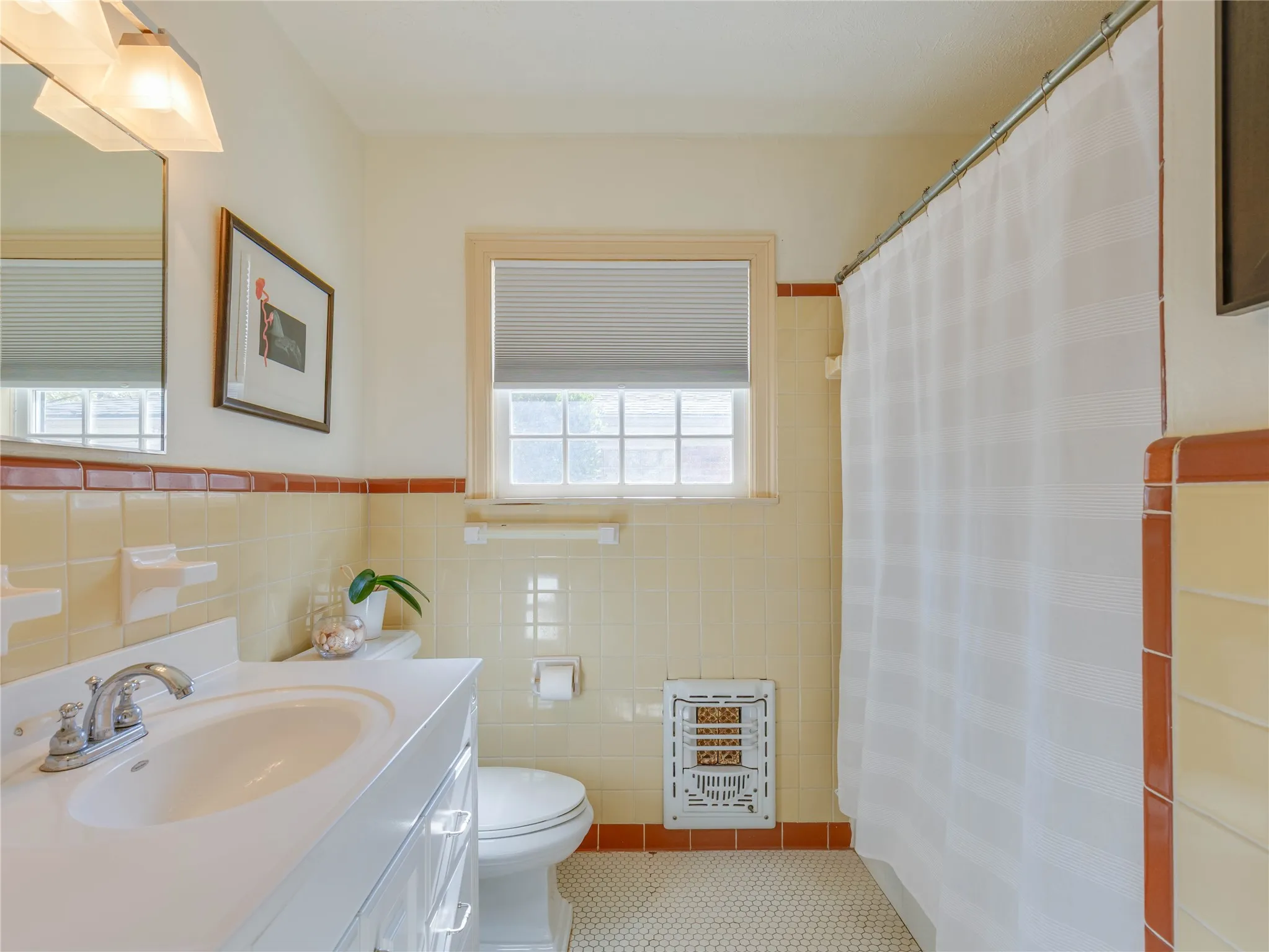 Single Family Residence For Sale in Tarrant County , 2500 Boyd Avenue, Fort Worth, Texas 76109, 3 Bedroom, 2 Bathroom, Garage spaces, 2,153 Sqft, built in 1946, mls#21260434, Real Estate Agent in Fort Worth, Homes For Sale in Tarrant county, Homes For Sale in Fort Worth, Realtor in Fort Worth Texas, Real Estate Brokerage Independent Realty Texas, Luminita Cordes Realtor