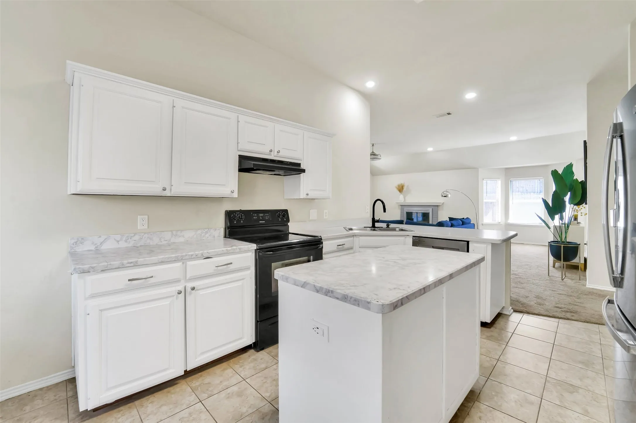 Spacious Chef's kitchen