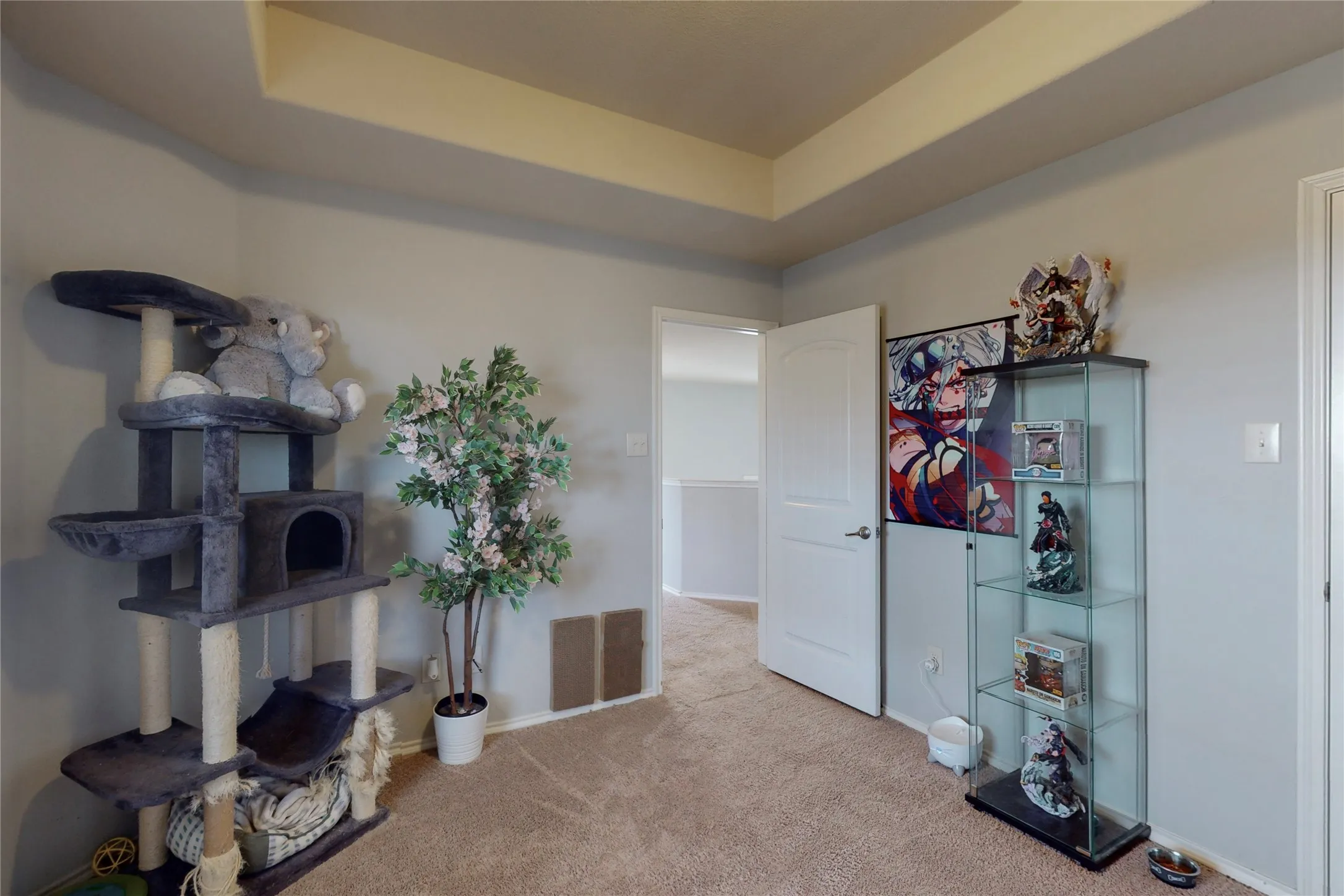 Nice 3rd bedroom.