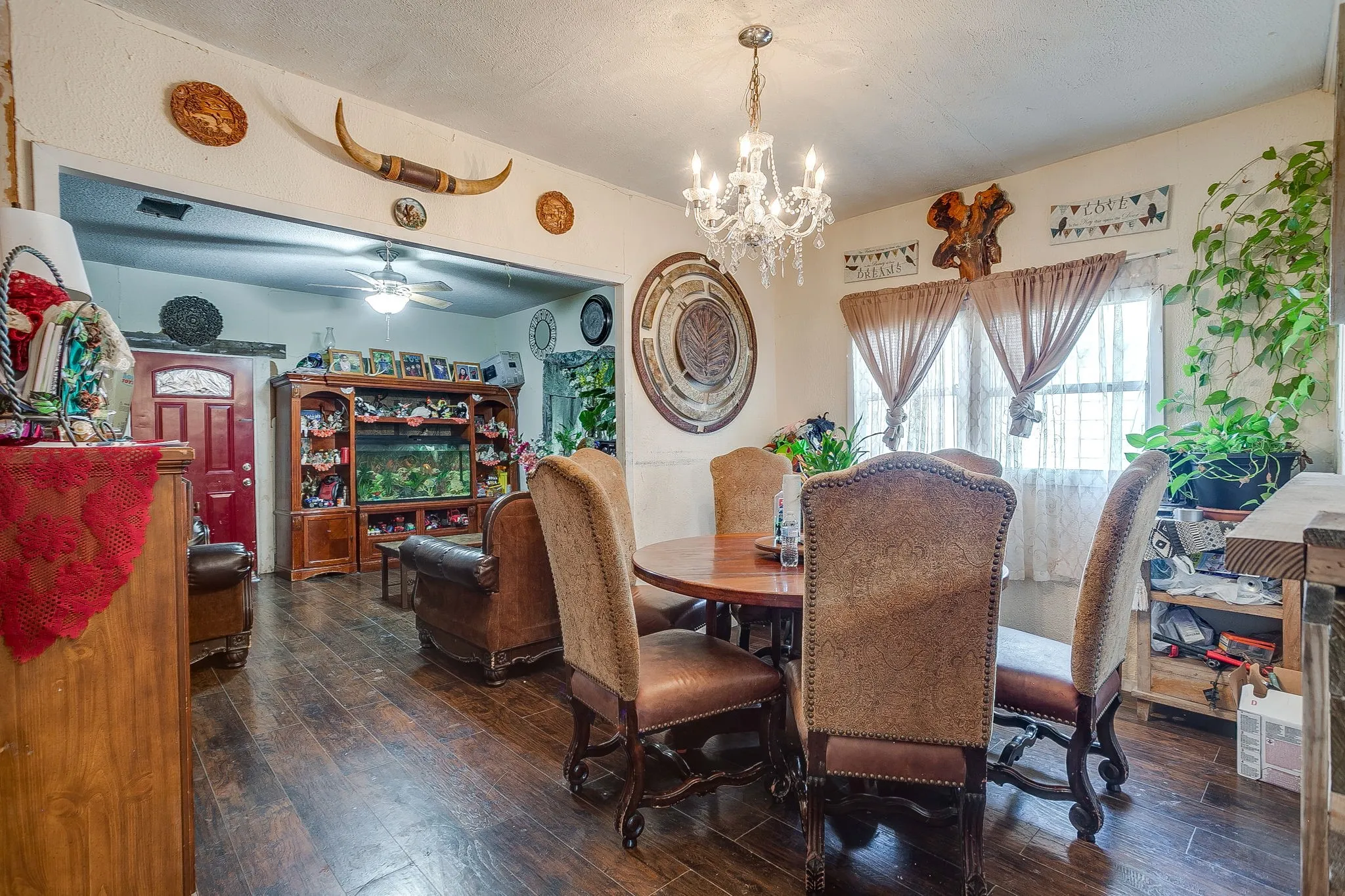 Single Family Residence For Sale in Palo Pinto County , 905 6th Avenue SE, Mineral Wells, Texas 76067, 3 Bedrooms, 2 Bathrooms, Garage spaces, 1,260 Sqft, built in 1925, Price $200,000, mls#21259892, Real Estate Agent in Mineral Wells, Homes For Sale in Palo Pinto county, Homes For Sale in Mineral Wells, Realtor in Mineral Wells Texas, Real Estate Brokerage Independent Realty Texas, Luminita Cordes Realtor