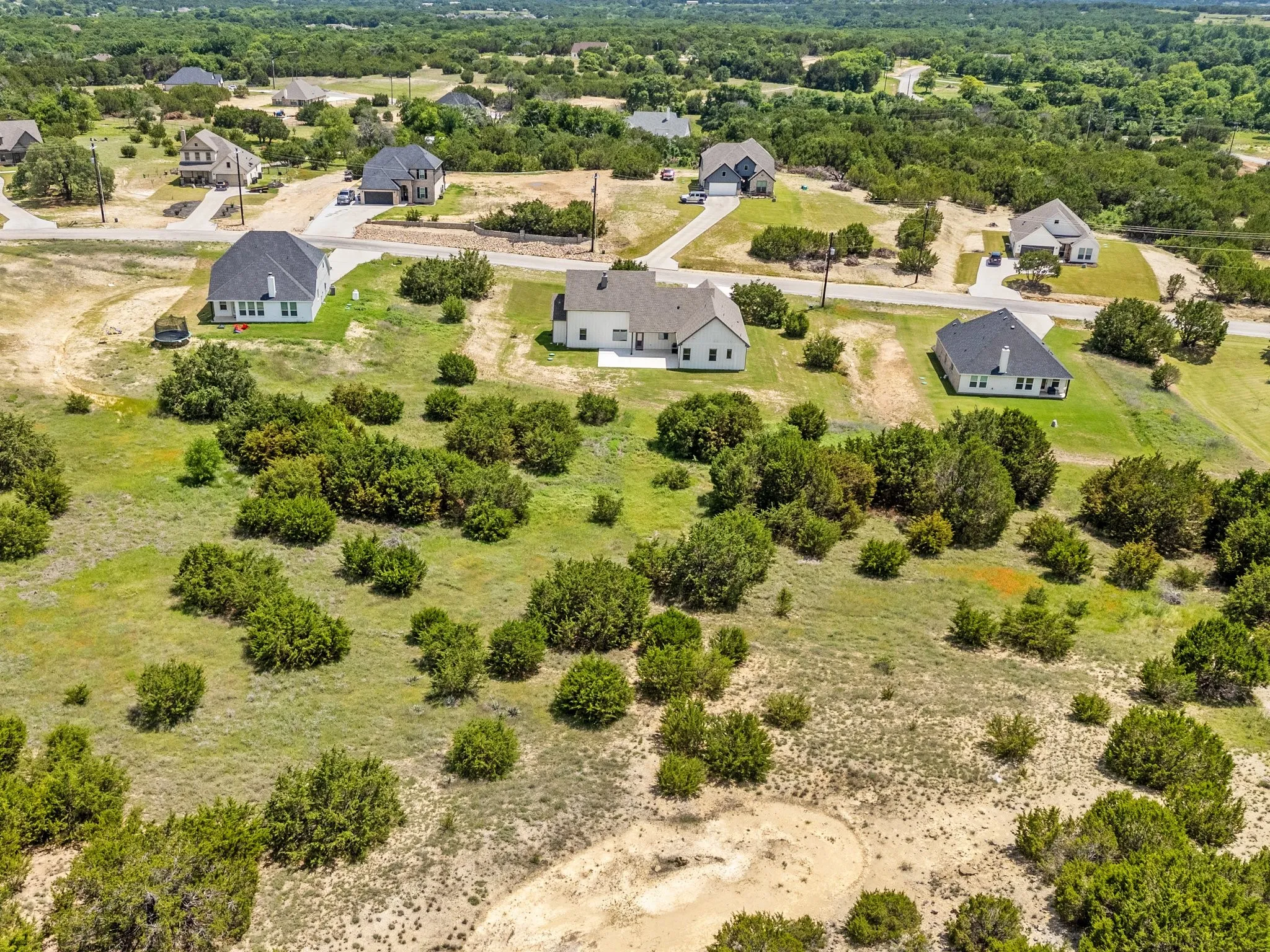 Single Family Residence For Sale in Parker County , 2020 Redemption Drive, Weatherford, Texas 76088, 3 Bedroom, 3 Bathroom, 2 Garage spaces, 2,352 Sqft, built in 2023, Preowned, mls#21261797, Real Estate Agent in Weatherford, Homes For Sale in Parker county, Homes For Sale in Weatherford, Realtor in Weatherford Texas, Real Estate Brokerage Independent Realty Texas, Luminita Cordes Realtor