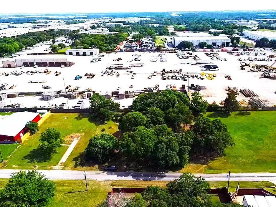 Industrial For Sale in Dallas County , 1401 Leyfair Drive, Grand Prairie, Texas 75050, 0, 0, Garage spaces, 0 Sqft, built in 1952, Preowned, mls#21258486, Real Estate Agent in Grand Prairie, Homes For Sale in Dallas county, Homes For Sale in Grand Prairie, Realtor in Grand Prairie Texas, Real Estate Brokerage Independent Realty Texas, Luminita Cordes Realtor