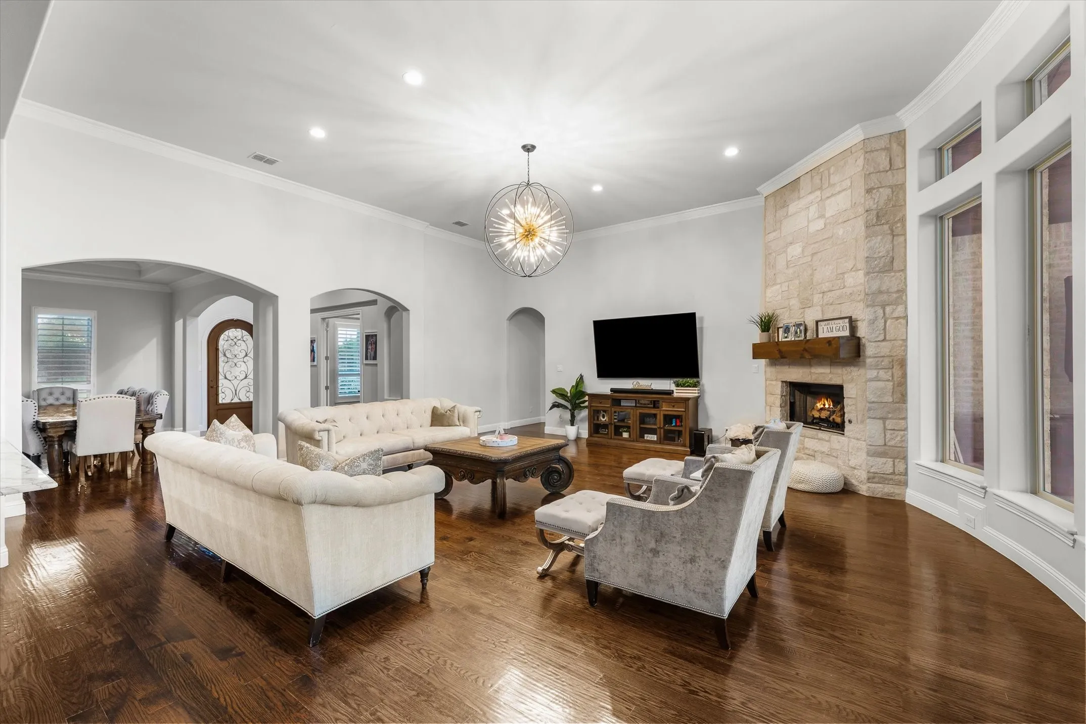 Single Family Residence For Sale in Van Zandt County , 900 VZ County Road 3414, Wills Point, Texas 75169, 4 Bedroom, 5 Bathroom, 3 Garage spaces, 5,303 Sqft, built in 2019, Preowned, mls#21261619, Real Estate Agent in Wills Point, Homes For Sale in Van Zandt county, Homes For Sale in Wills Point, Realtor in Wills Point Texas, Real Estate Brokerage Independent Realty Texas, Luminita Cordes Realtor