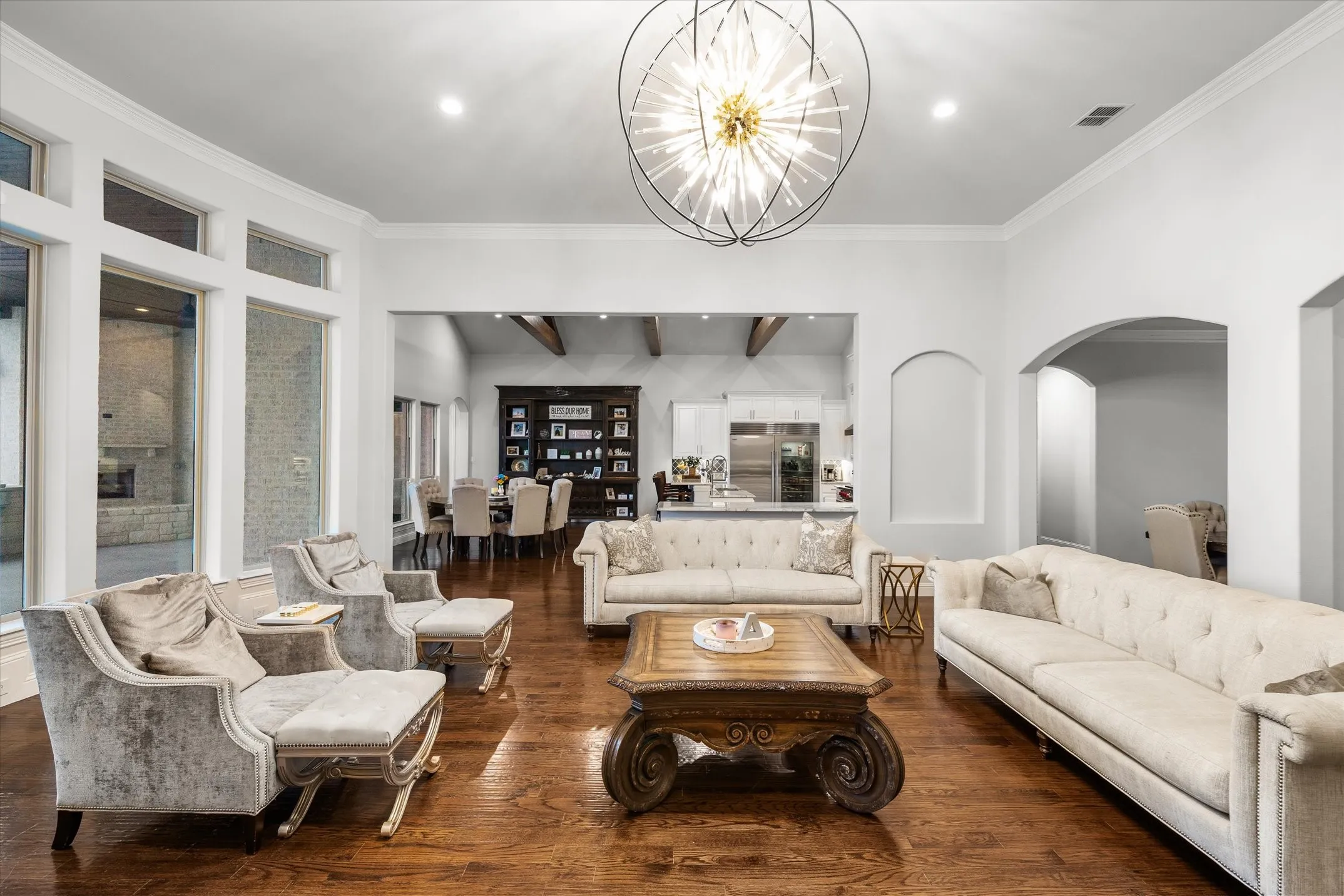 Single Family Residence For Sale in Van Zandt County , 900 VZ County Road 3414, Wills Point, Texas 75169, 4 Bedroom, 5 Bathroom, 3 Garage spaces, 5,303 Sqft, built in 2019, Preowned, mls#21261619, Real Estate Agent in Wills Point, Homes For Sale in Van Zandt county, Homes For Sale in Wills Point, Realtor in Wills Point Texas, Real Estate Brokerage Independent Realty Texas, Luminita Cordes Realtor