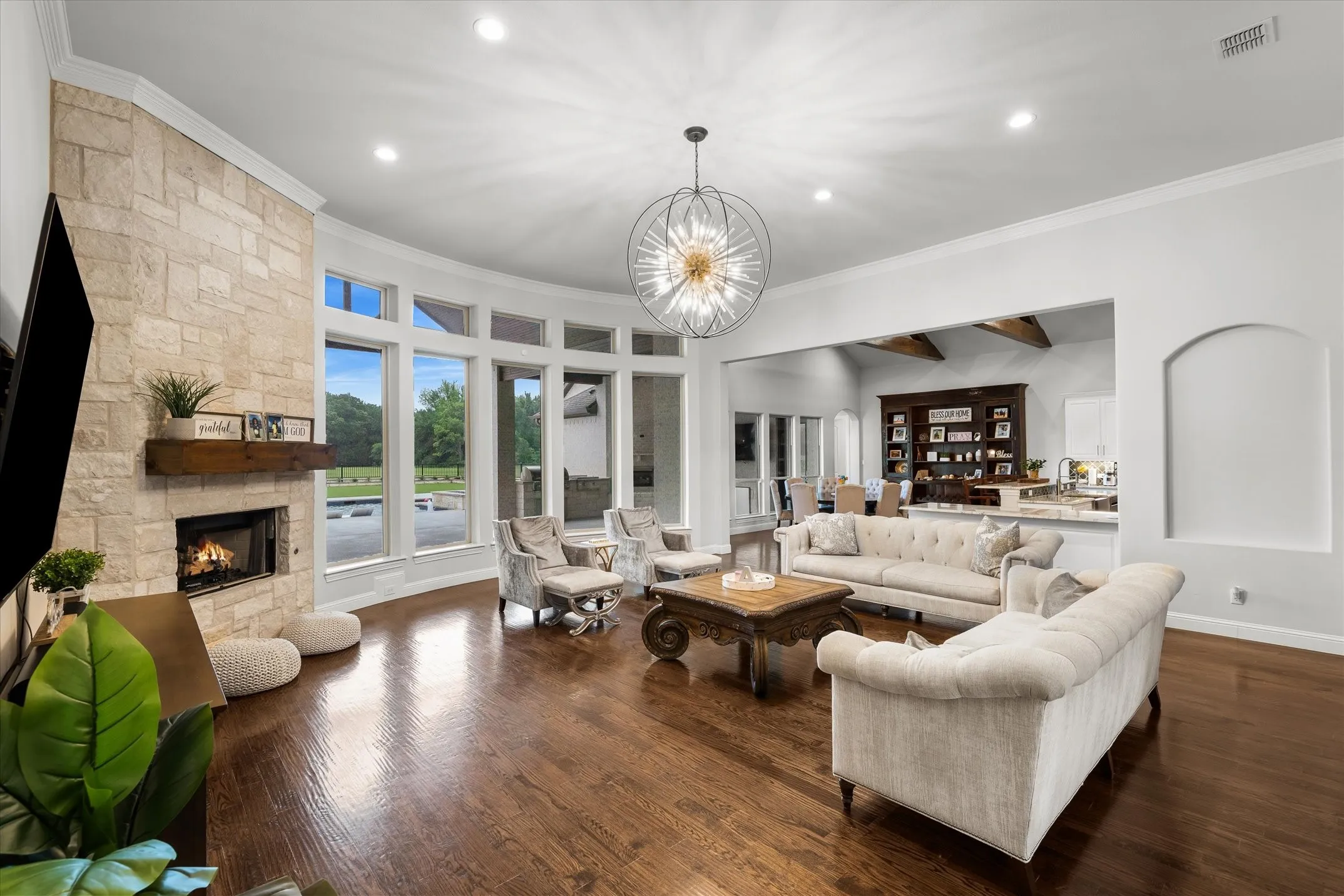Single Family Residence For Sale in Van Zandt County , 900 VZ County Road 3414, Wills Point, Texas 75169, 4 Bedroom, 5 Bathroom, 3 Garage spaces, 5,303 Sqft, built in 2019, Preowned, mls#21261619, Real Estate Agent in Wills Point, Homes For Sale in Van Zandt county, Homes For Sale in Wills Point, Realtor in Wills Point Texas, Real Estate Brokerage Independent Realty Texas, Luminita Cordes Realtor