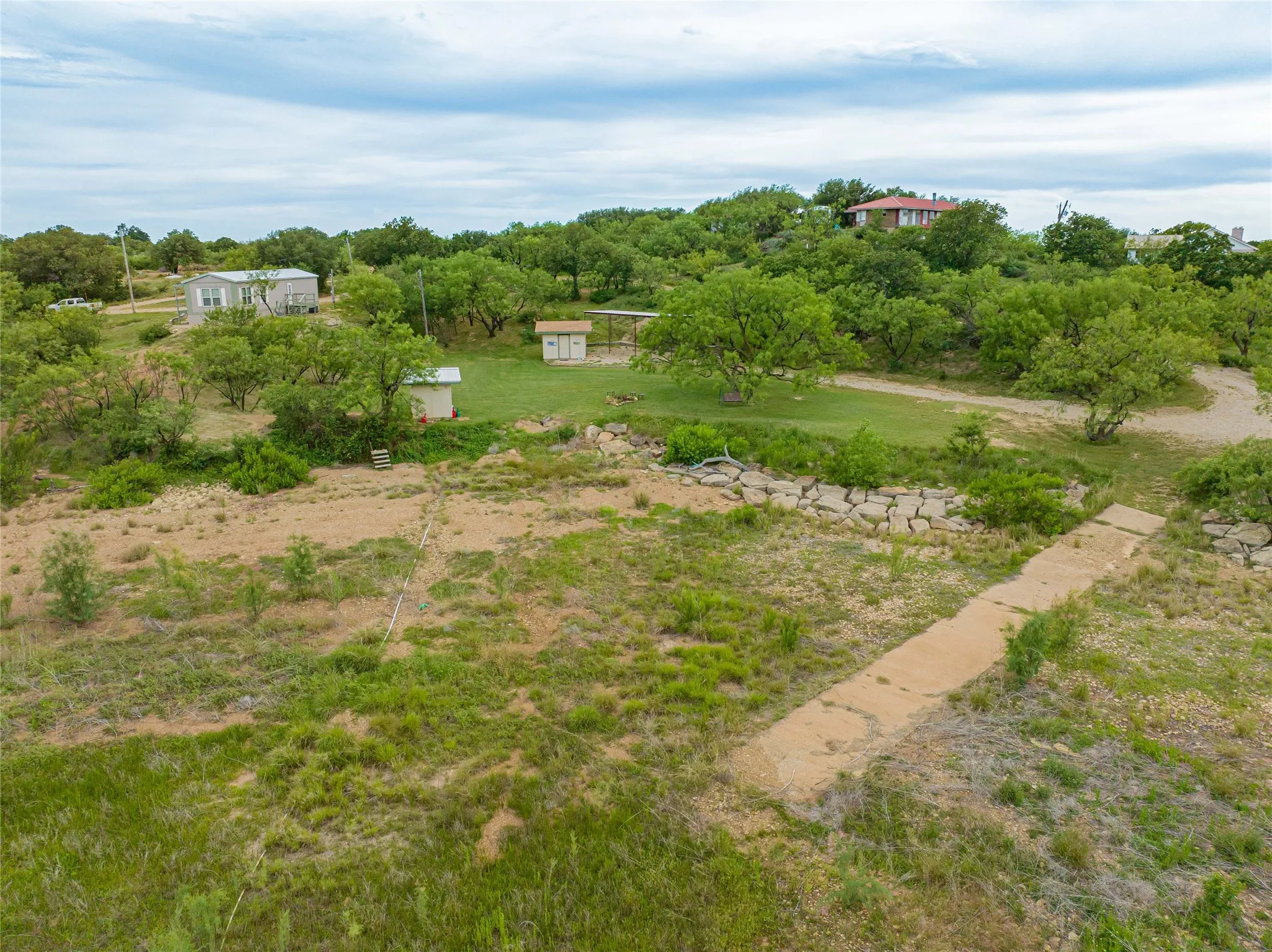 Manufactured Home For Sale in Stephens County , 2162 County Road 208, Breckenridge, Texas 76424, 2 Bedroom, 2 Bathroom, Garage spaces, 1,040 Sqft, built in 2016, mls#21257114, Real Estate Agent in Breckenridge, Homes For Sale in Stephens county, Homes For Sale in Breckenridge, Realtor in Breckenridge Texas, Real Estate Brokerage Independent Realty Texas, Luminita Cordes Realtor