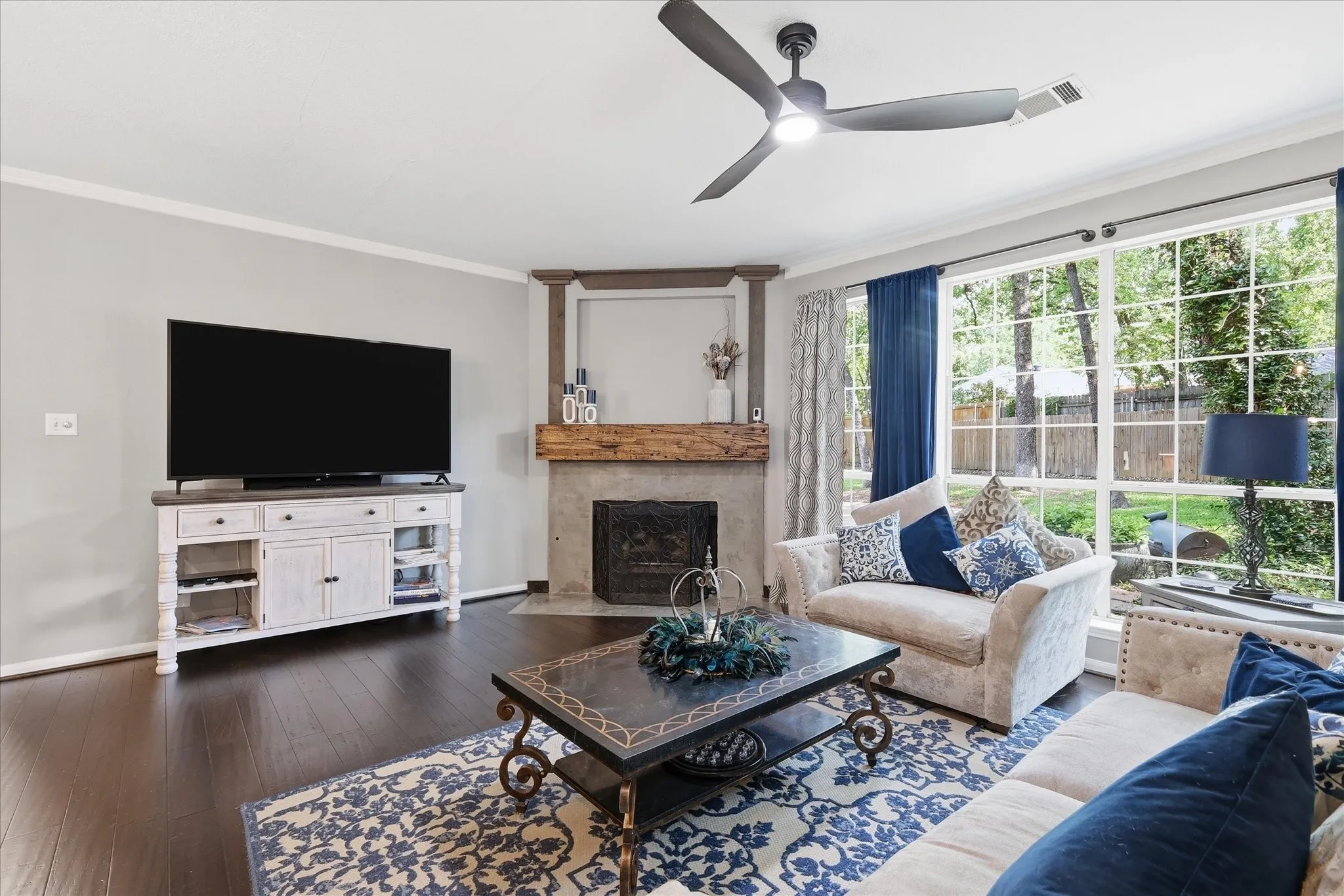 Single Family Residence For Sale in Tarrant County , 805 Highland Lakes Court, Keller, Texas 76248, 4 Bedroom, 3 Bathroom, 3 Garage spaces, 3,416 Sqft, built in 1995, mls#21259254, Real Estate Agent in Keller, Homes For Sale in Tarrant county, Homes For Sale in Keller, Realtor in Keller Texas, Real Estate Brokerage Independent Realty Texas, Luminita Cordes Realtor