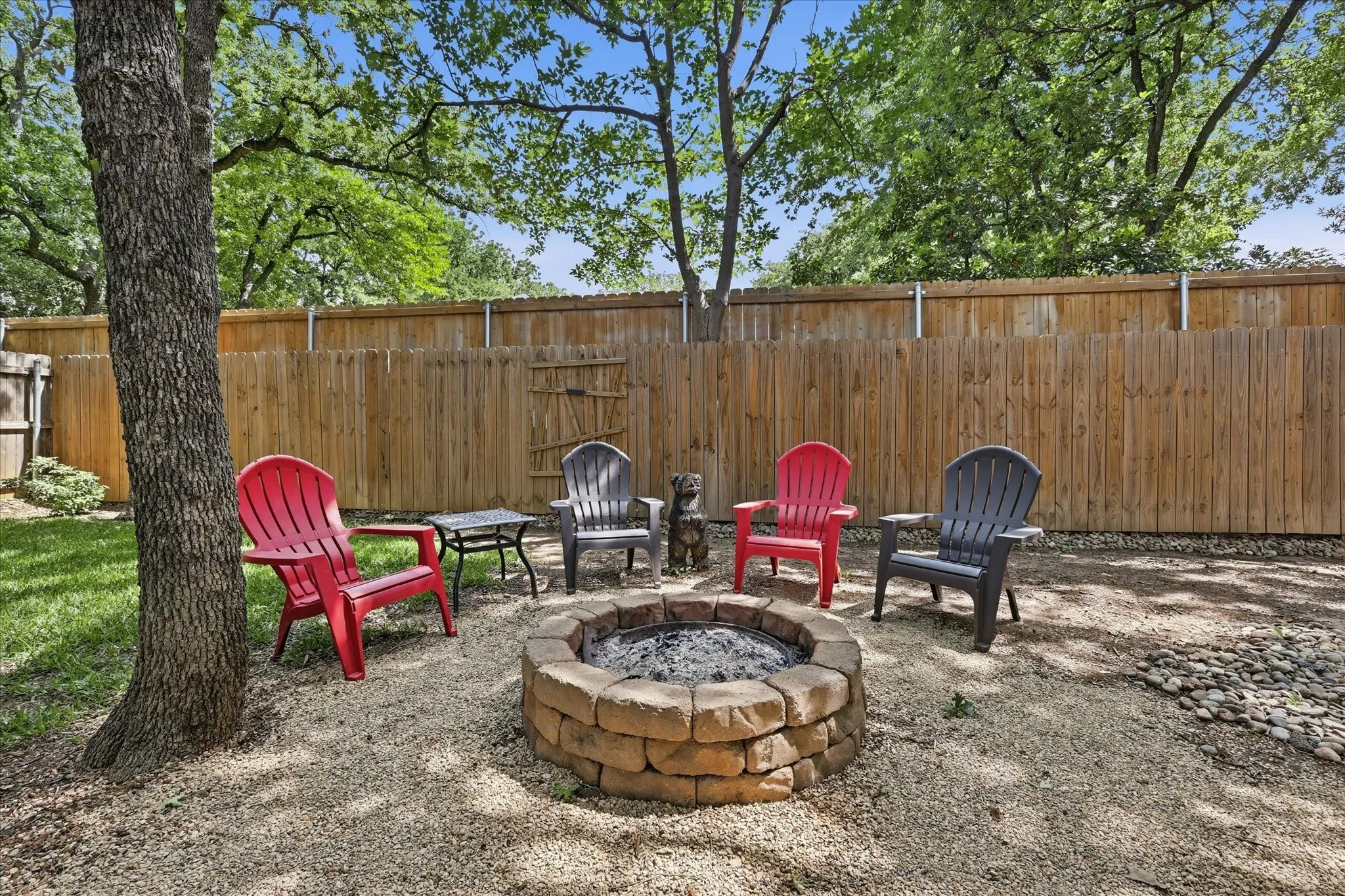 Single Family Residence For Sale in Tarrant County , 805 Highland Lakes Court, Keller, Texas 76248, 4 Bedroom, 3 Bathroom, 3 Garage spaces, 3,416 Sqft, built in 1995, mls#21259254, Real Estate Agent in Keller, Homes For Sale in Tarrant county, Homes For Sale in Keller, Realtor in Keller Texas, Real Estate Brokerage Independent Realty Texas, Luminita Cordes Realtor